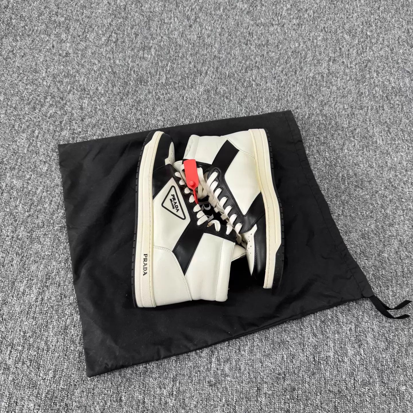 Prada Prada District Hi-Top Sneaker 43 98 New Tri Logo Size US 10 / EU 43 - 4 Thumbnail