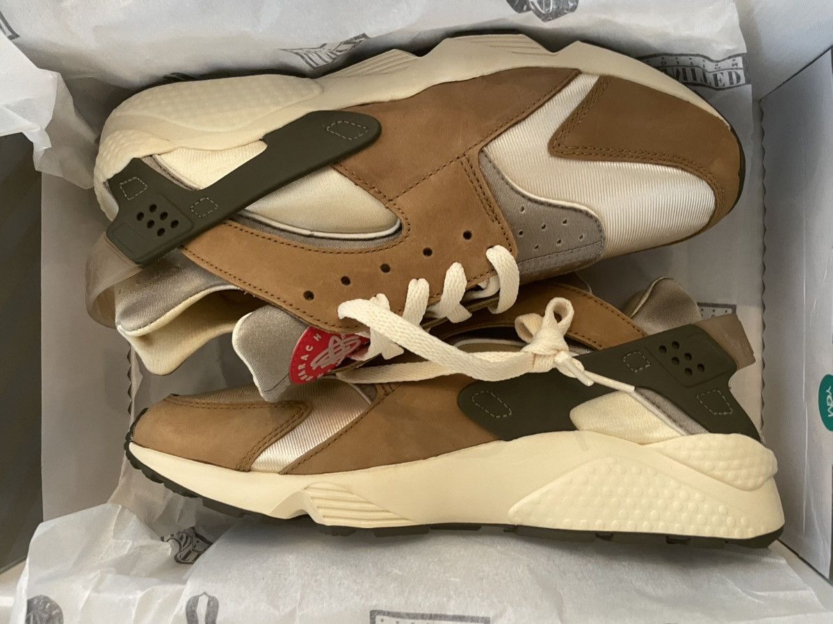 Nike × Stussy 🔥 Nike x Stüssy Air Huarache LE “Desert Oak / Reed” Size US 10 / EU 43 - 5 Thumbnail