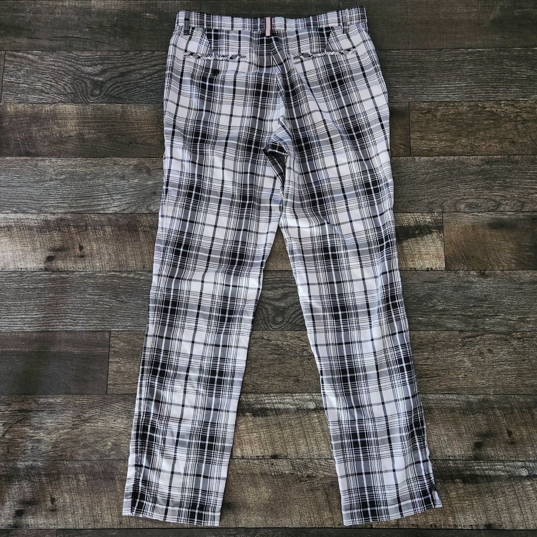 Vintage Vuga Golf Pants Plaid Mens 34x32 Performance Straight Leg Black Gray White Regular Inseam 32 Reflective Breathable Lightweight Stretch Pants Mens Golf Size US 34 / EU 50 - 6 Thumbnail