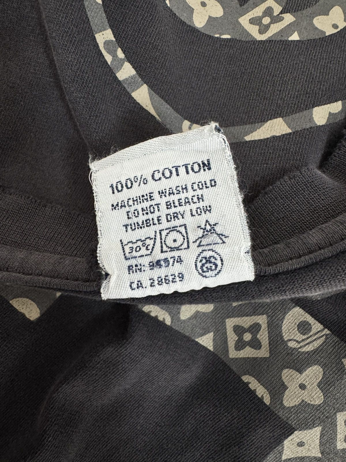 Stussy Vintage Stussy No 4 Monogram LV T-Shirt Size US L / EU 52-54 / 3 - 12 Thumbnail