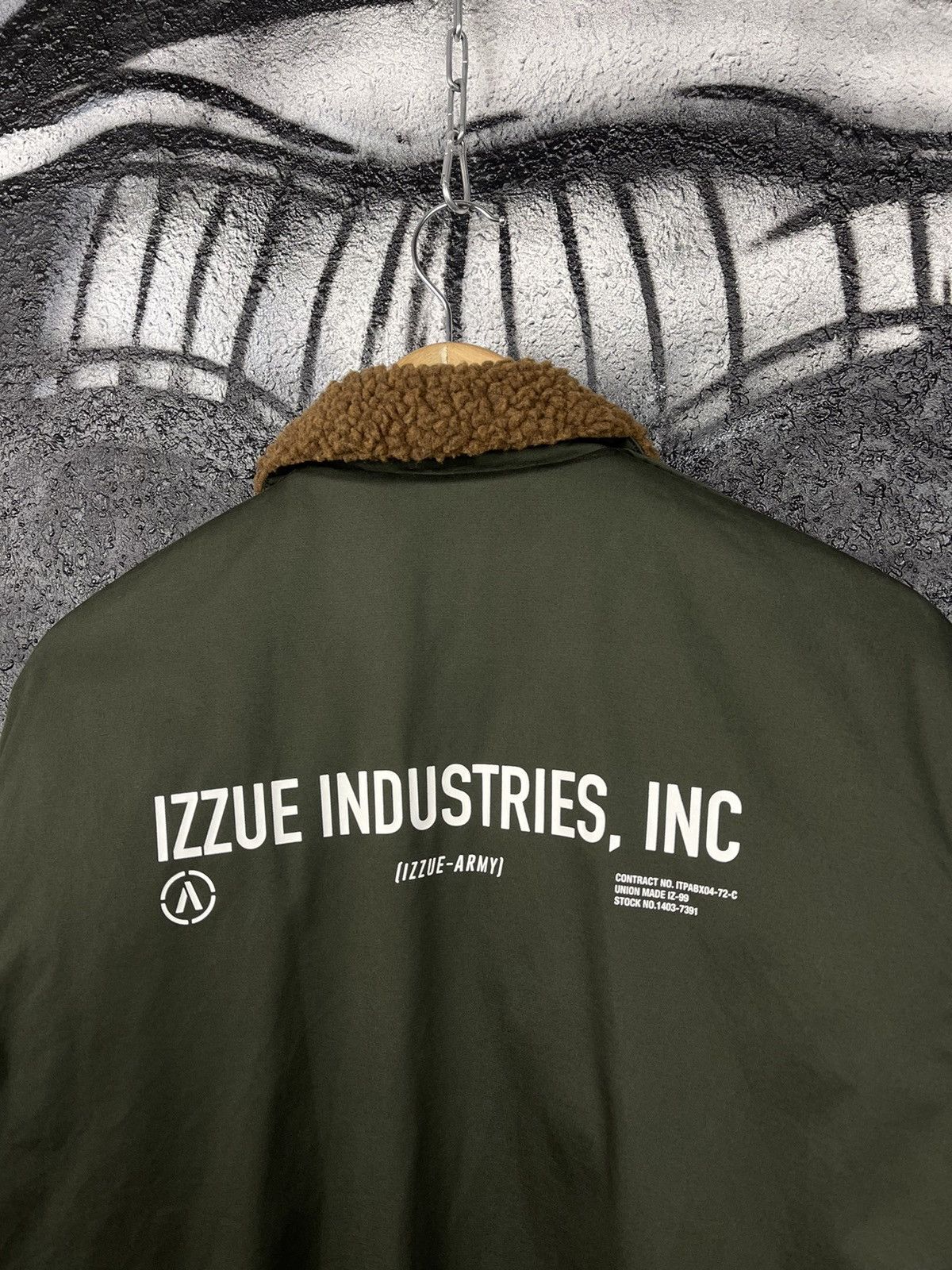 izzue Izzue X04 Army Patched Aviator Bomber Jacket Men’s Size L Size US L / EU 52-54 / 3 - 10 Thumbnail