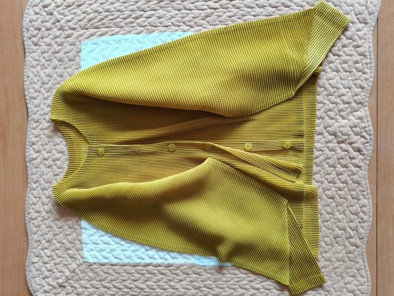 Issey Miyake Issey Miyake A ginger yellow cardigan Size L / US 10 / IT 46 - 2 Thumbnail