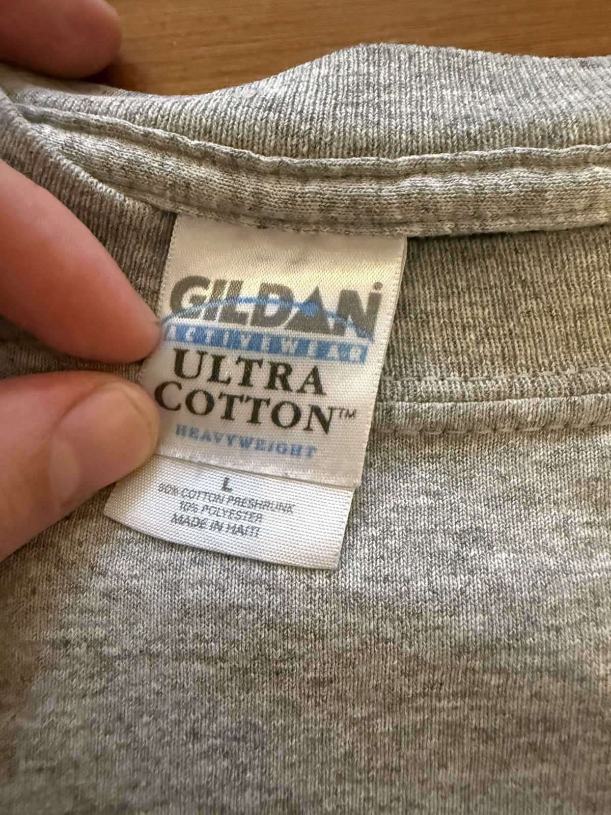 Gildan × MLB × Vintage Boston Red Sox 2004 World Series Champions Tee Size US L / EU 52-54 / 3 - 5 Thumbnail