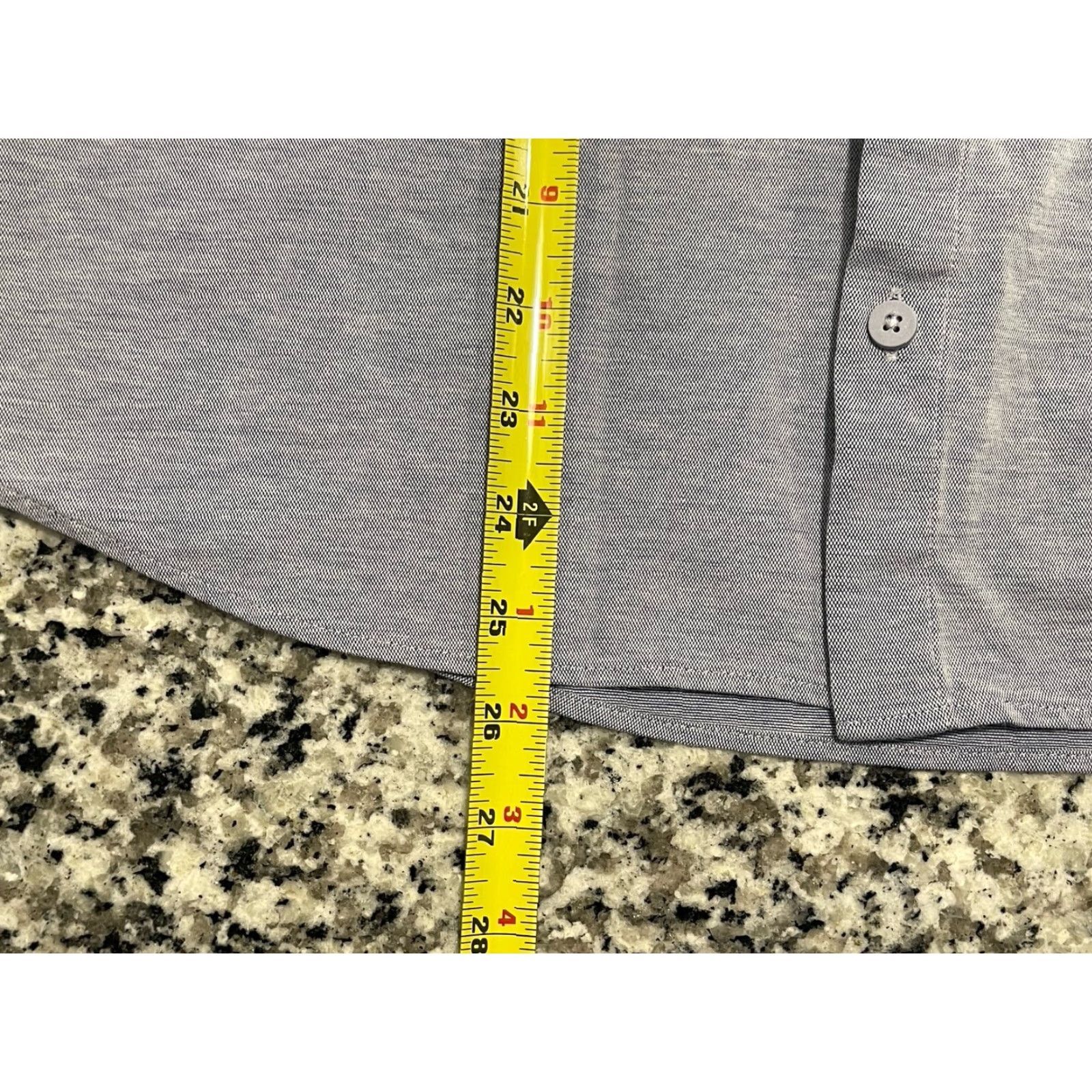 Lululemon Lululemon Commission Shirt Mens M Blue Zip Pocket Button-Up Long Sleeve Collared Solid Polyester Microfiber Preppy Casual Workwear Travel Size US M / EU 48-50 / 2 - 3 Thumbnail