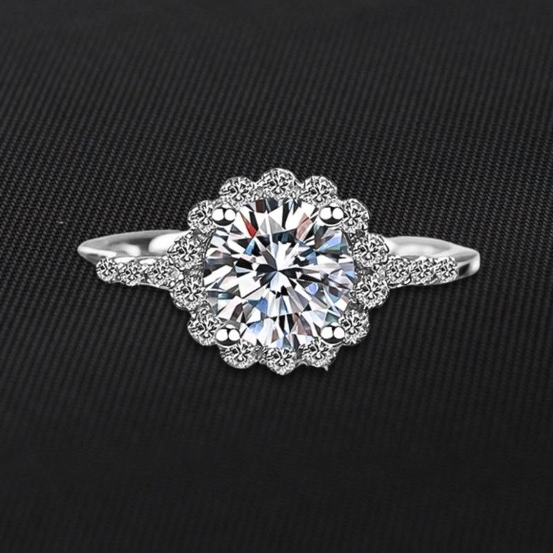 Other 1 Ct Moissanite Ring Halo-Style Flower Silver 6 Size ONE SIZE - 1 Thumbnail