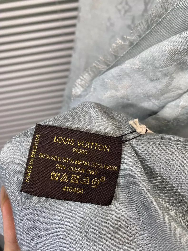 Louis Vuitton LOUIS VUITTON Presbyopic silk and wool fringed scarf 2504-N Size ONE SIZE - 5 Thumbnail