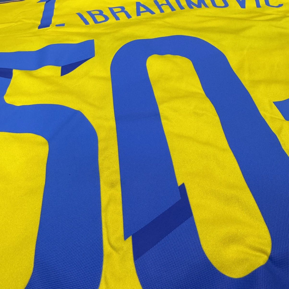 Adidas Sweden 14/15 Ibrahimovic 50+ special shirt Size US M / EU 48-50 / 2 - 7 Thumbnail