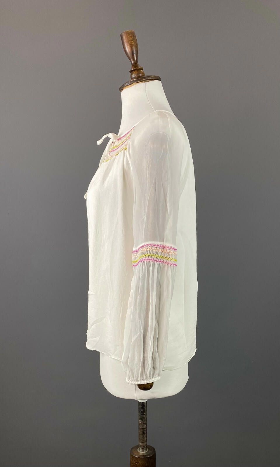 Diane von Furstenberg Diane Von Furstenberg White Mesh Blouse Shirt Size 4 Size S / US 4 / IT 40 - 3 Thumbnail