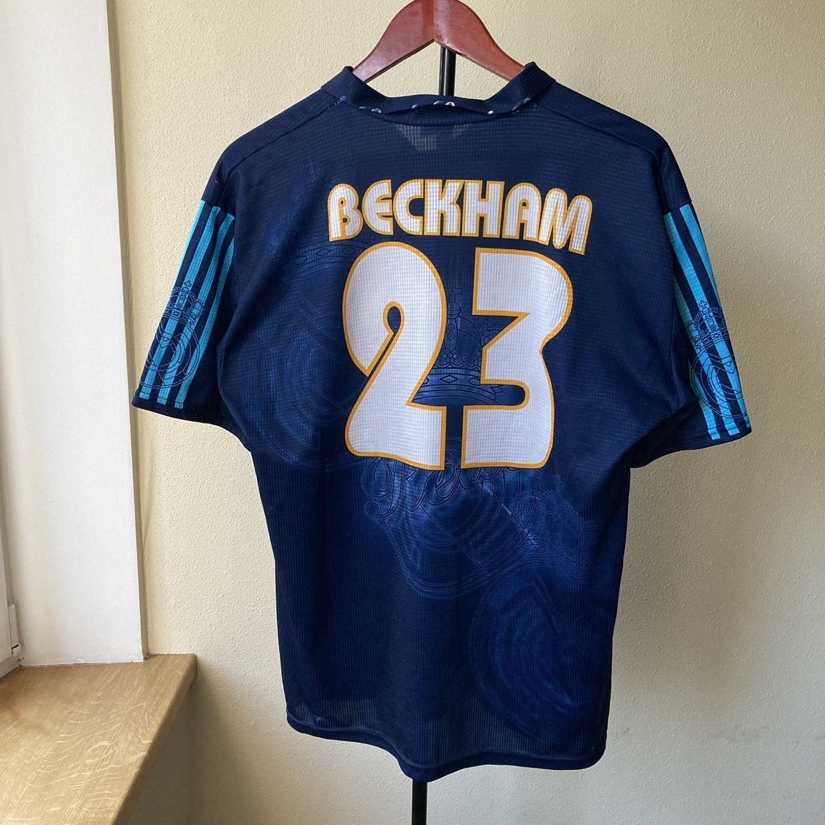 Vintage #23 Beckham Real Madrid Fan Retro Jersey Vintage Blokcore Size US XL / EU 56 / 4 - 1 Thumbnail
