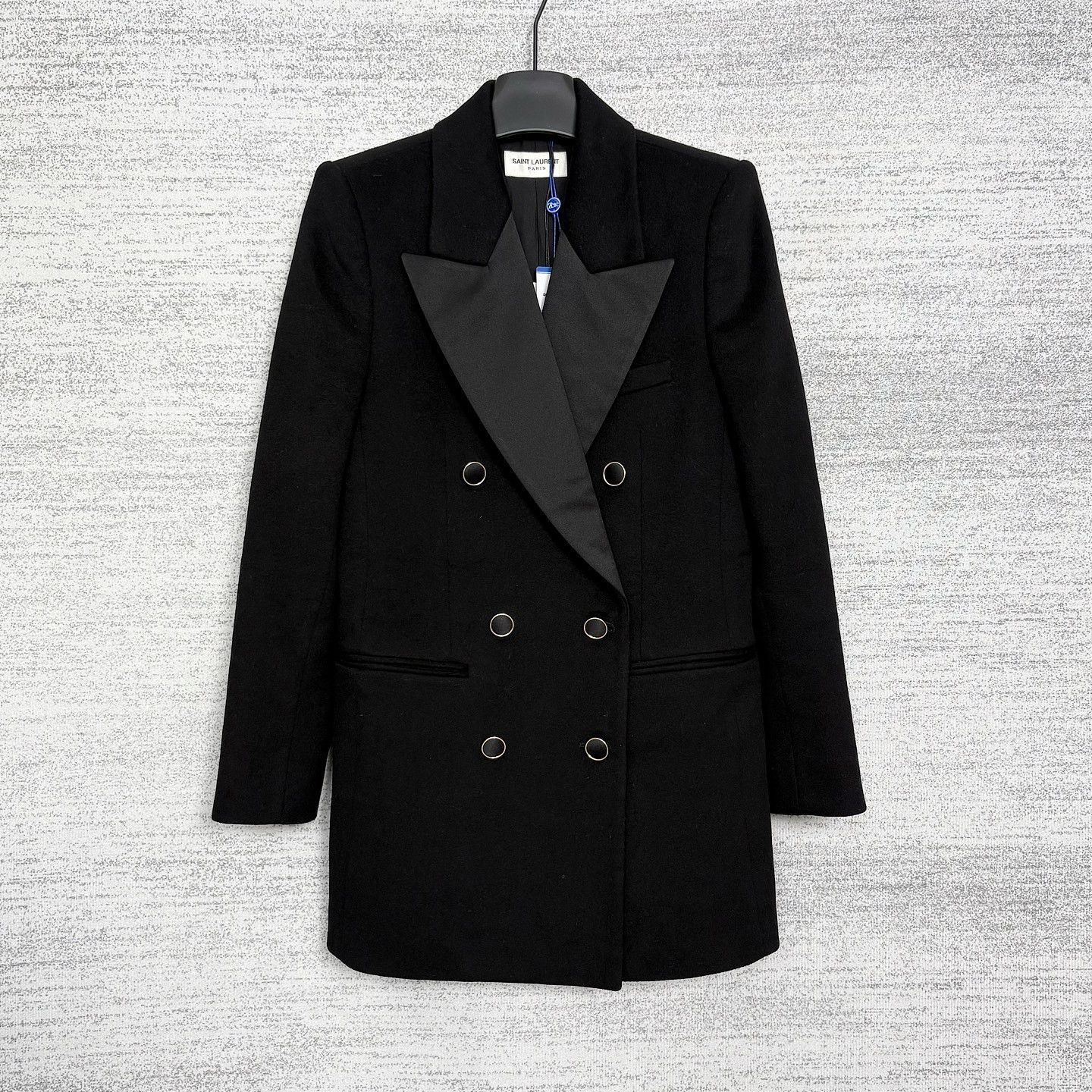 Saint Laurent Paris Saint Laurent Double-Breasted Wool Blazer Size 34 Size XS / US 0-2 / IT 36-38 - 1 Thumbnail