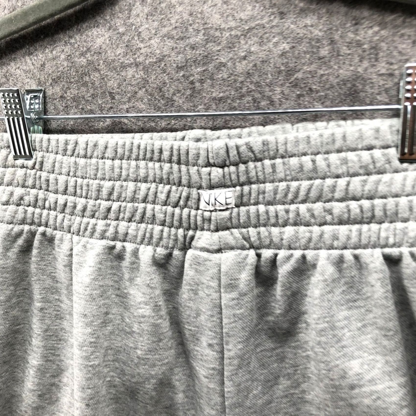 Nike Nike Sportswear Phoenix Fleece Sweat Shorts Womens S Gray High Rise Roll Cuff Size 28" / US 6 / IT 42 - 5 Thumbnail