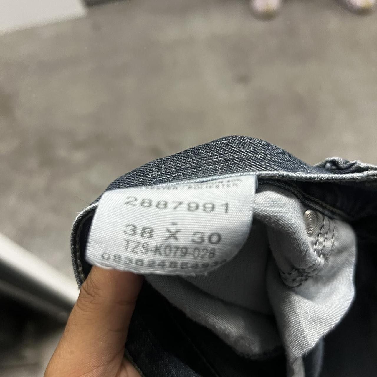 Vintage Crazy Vintage Y2K/2000s Baggy Carpenter Skater Style Workwear Carhartt Style essential Medium Wash Denim Jeans! Size US 38 / EU 54 - 8 Thumbnail
