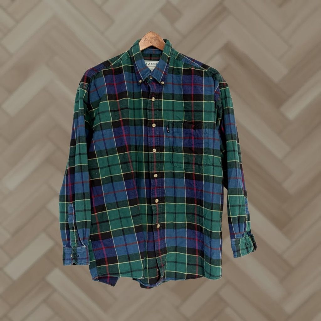 Izod VINTAGE IZOD Shirt Men's L Plaid Flannel Button-Down Long Sleeve Casual 90s Green Cotton Pocket Mens Size US L / EU 52-54 / 3 - 1 Thumbnail