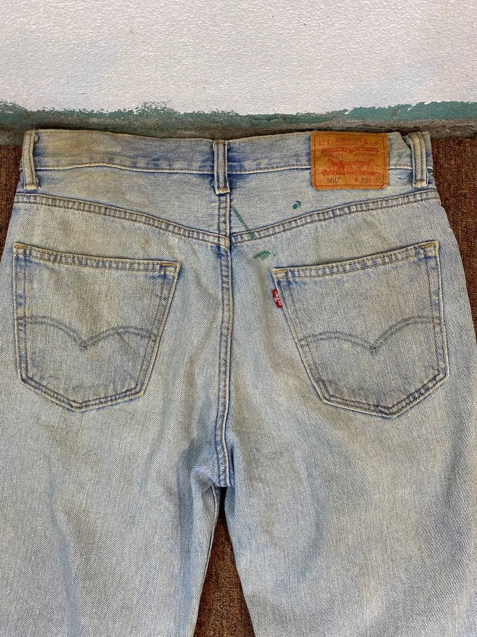 Levi's vintage levis 550 relaxed fit distressed denim Size US 34 / EU 50 - 3 Thumbnail