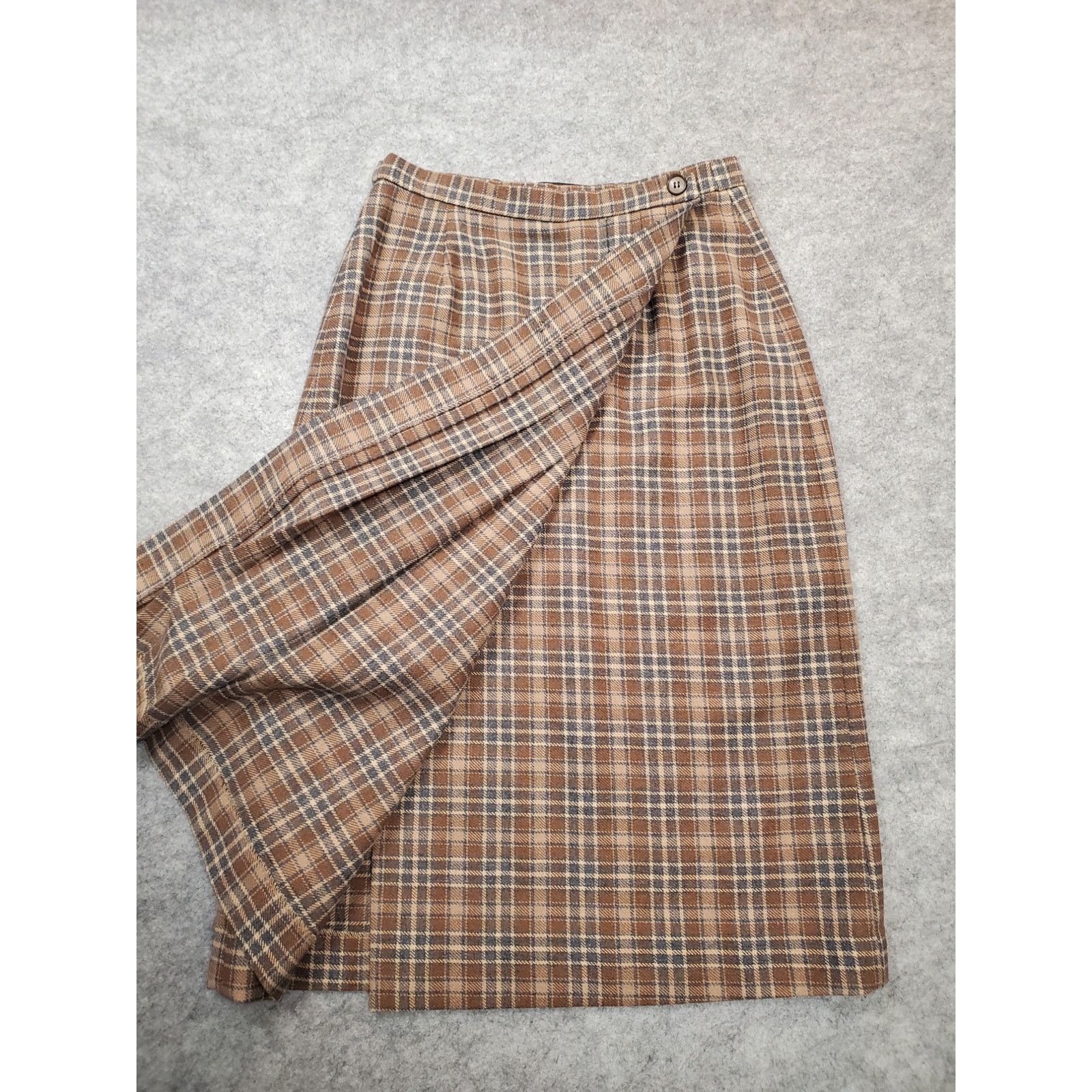 Other Vintage Women's Small Tan & Gray Plaid Wool Wrap Skirt Size 26" / US 2 / IT 38 - 3 Thumbnail