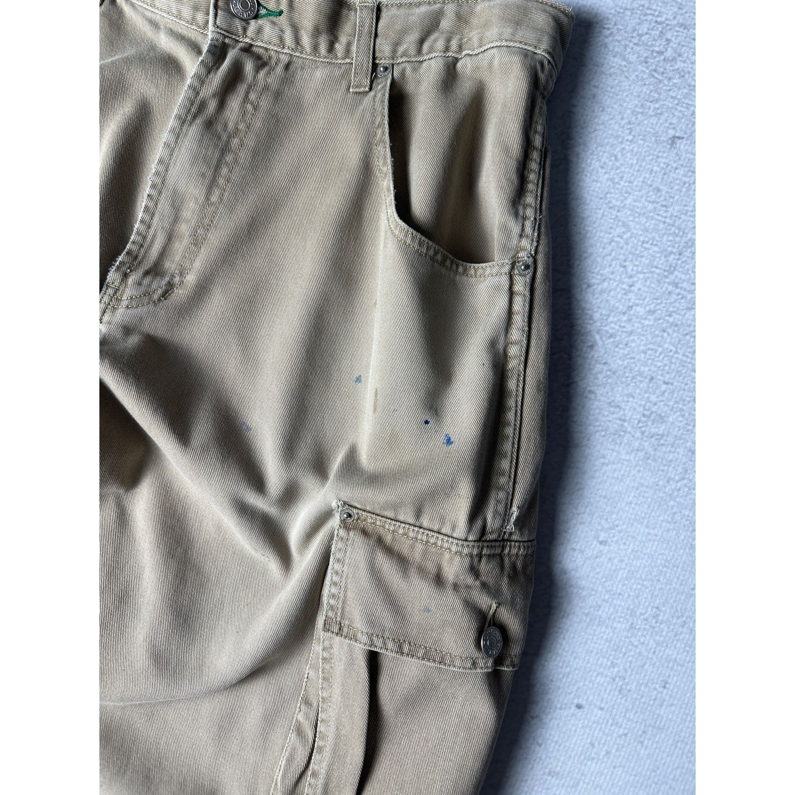Tommy Hilfiger Vintage Tommy Hilfiger Cargo Shorts For Men - 36 Size Size US 36 / EU 52 - 3 Thumbnail