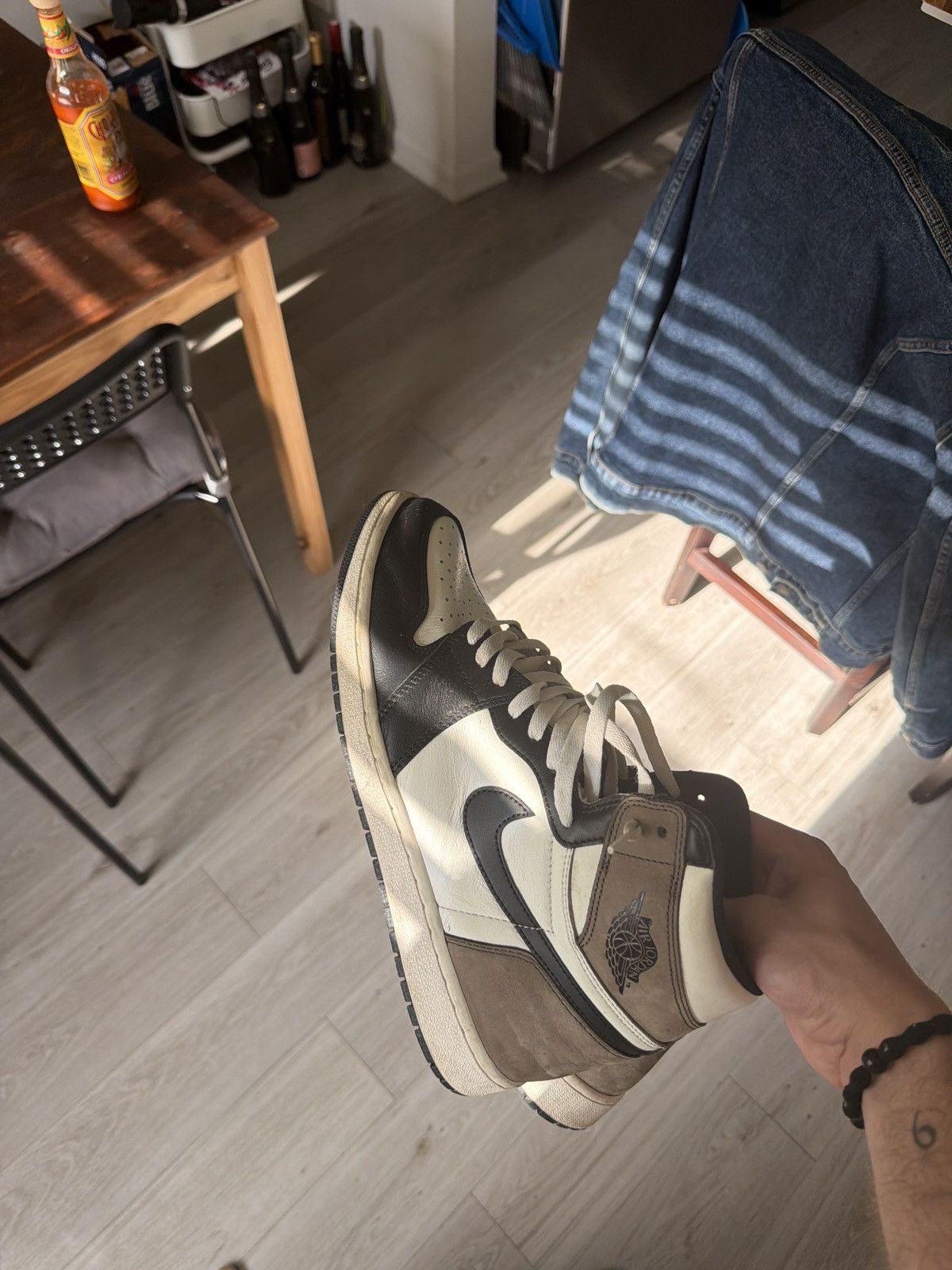Jordan Brand Jordan 1 High Dark Mocha Size US 12.5 / EU 45-46 - 5 Thumbnail