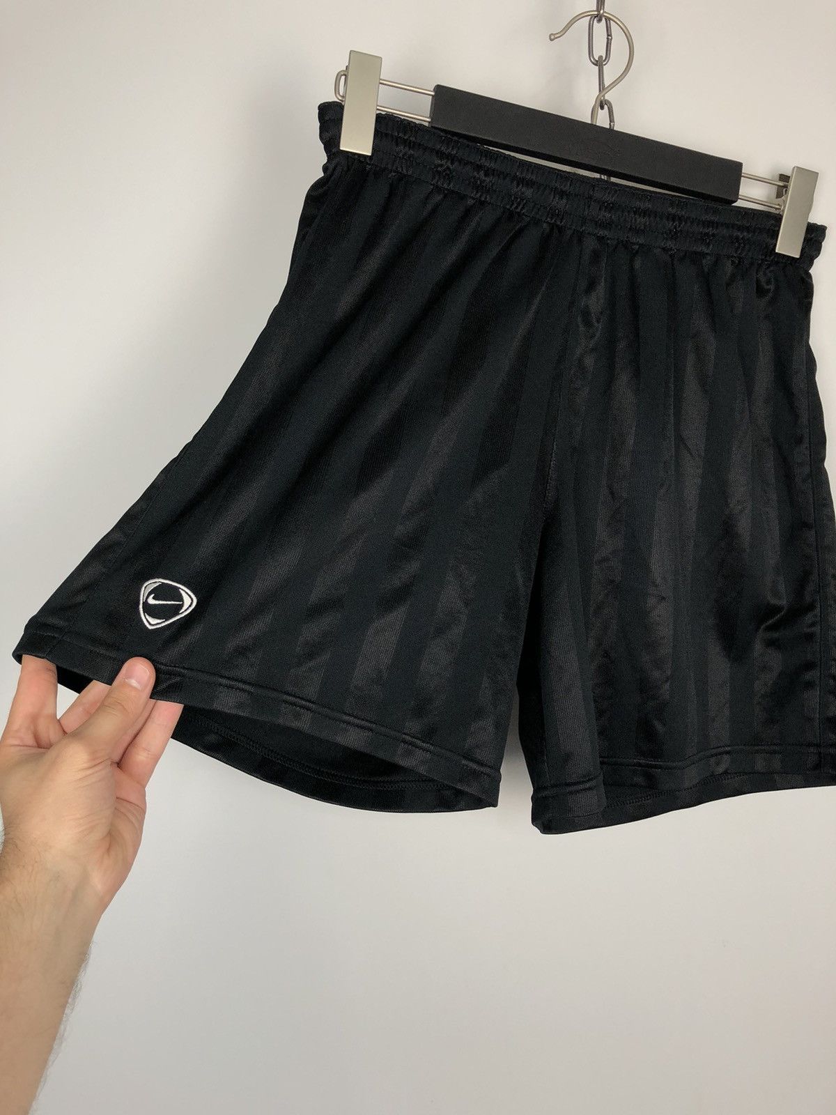 Nike Nike Vintage Track Shorts Small Logo Black size M Size US 30 / EU 46 - 6 Thumbnail
