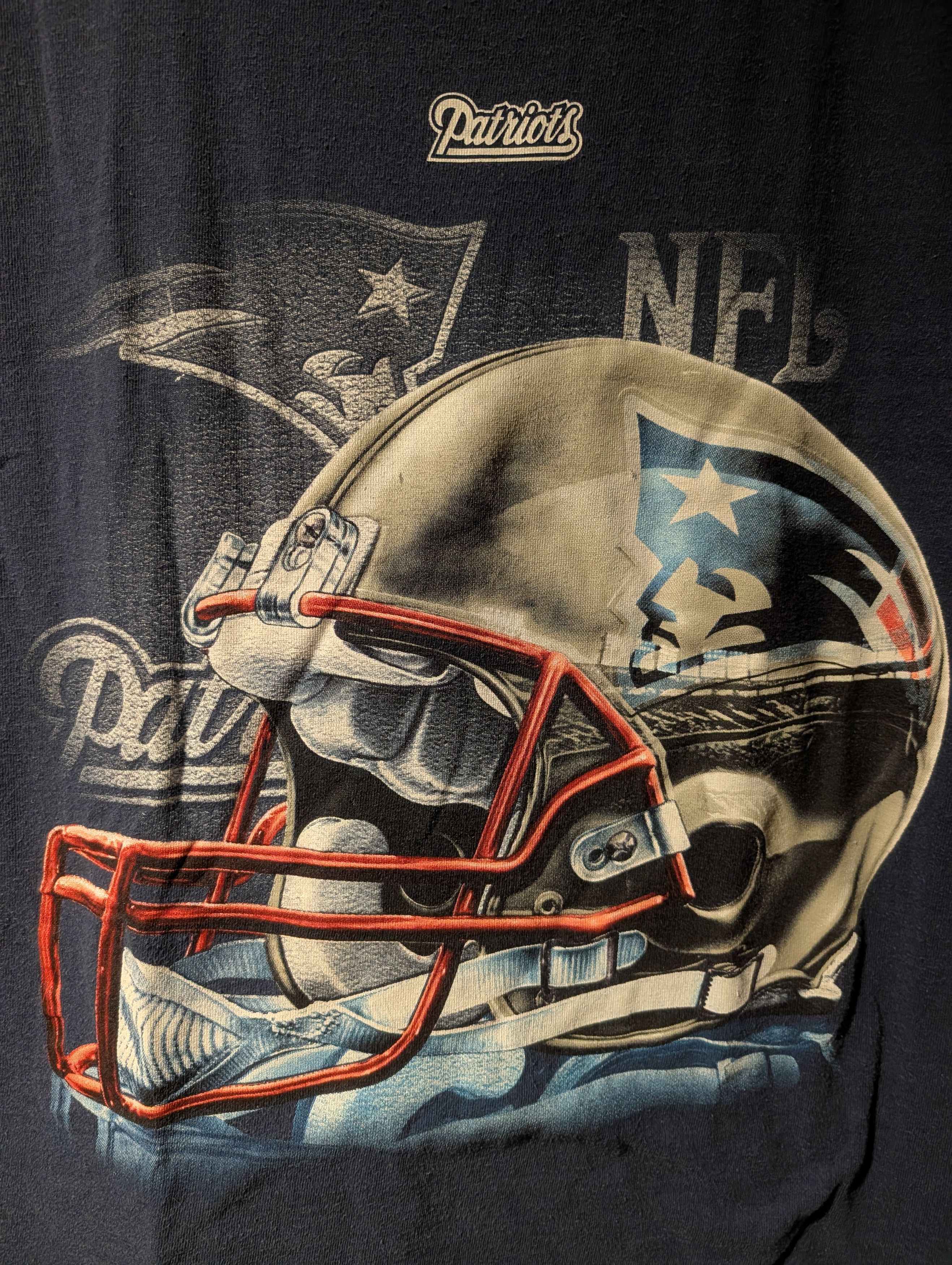 NFL Vintage New England Patriots Helmet Football NFL T Shirt Size US XXL / EU 58 / 5 - 2 Thumbnail