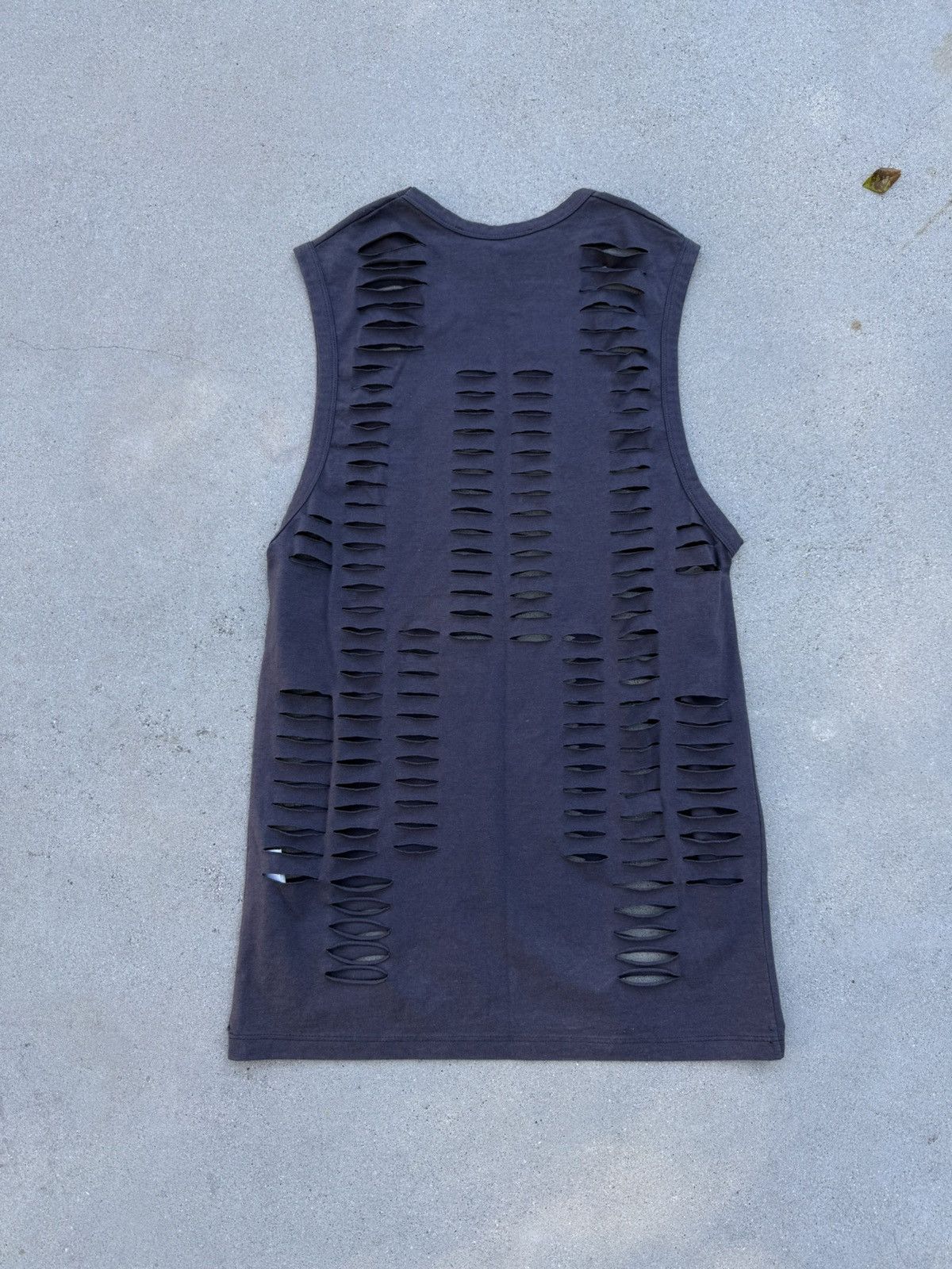 Raf Simons Raf Simons SS06 Laser Cut Tank Top Size US M / EU 48-50 / 2 - 4 Thumbnail