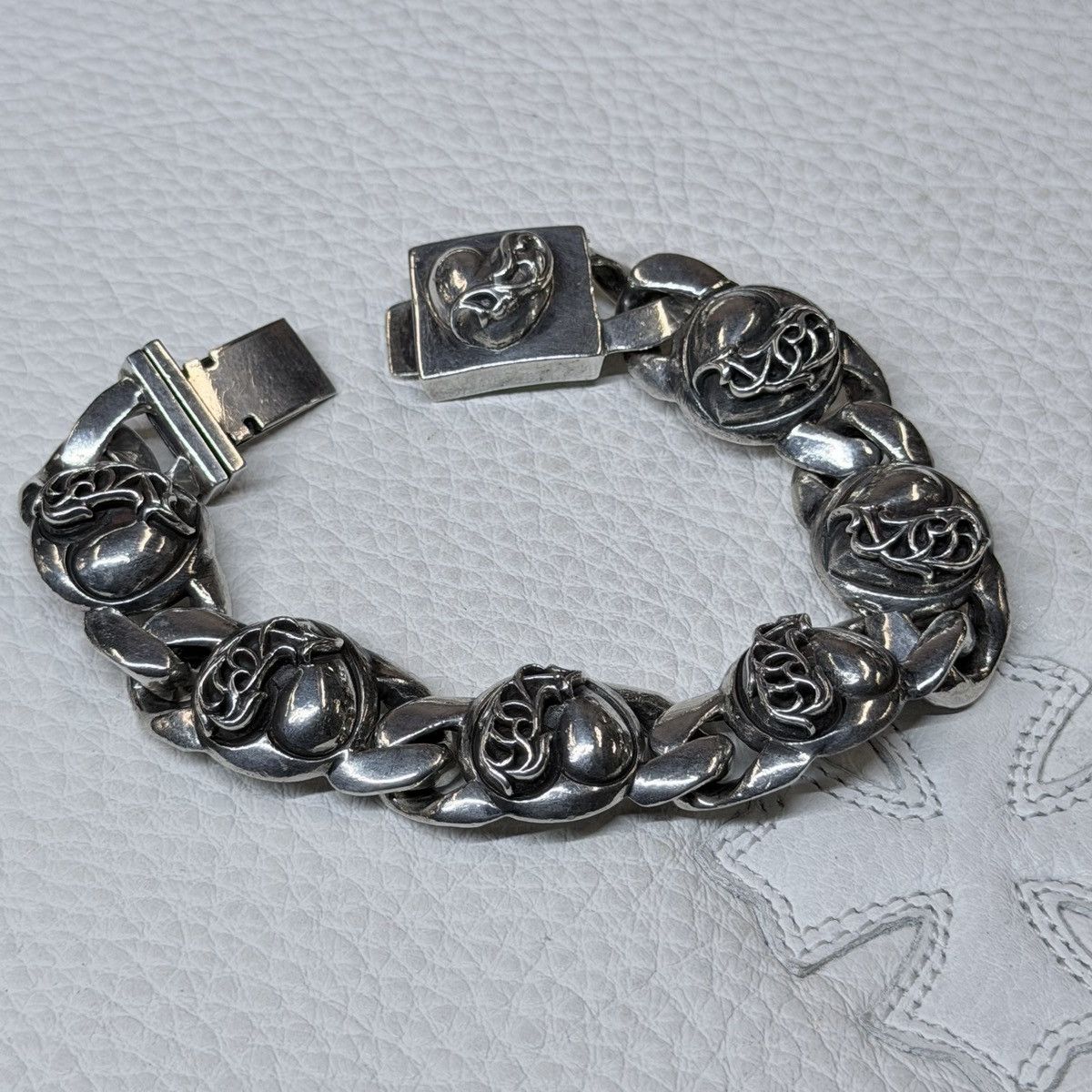 Chrome Hearts Chrome Hearts Multi Heart ID Box Bracelet Size ONE SIZE - 2 Thumbnail