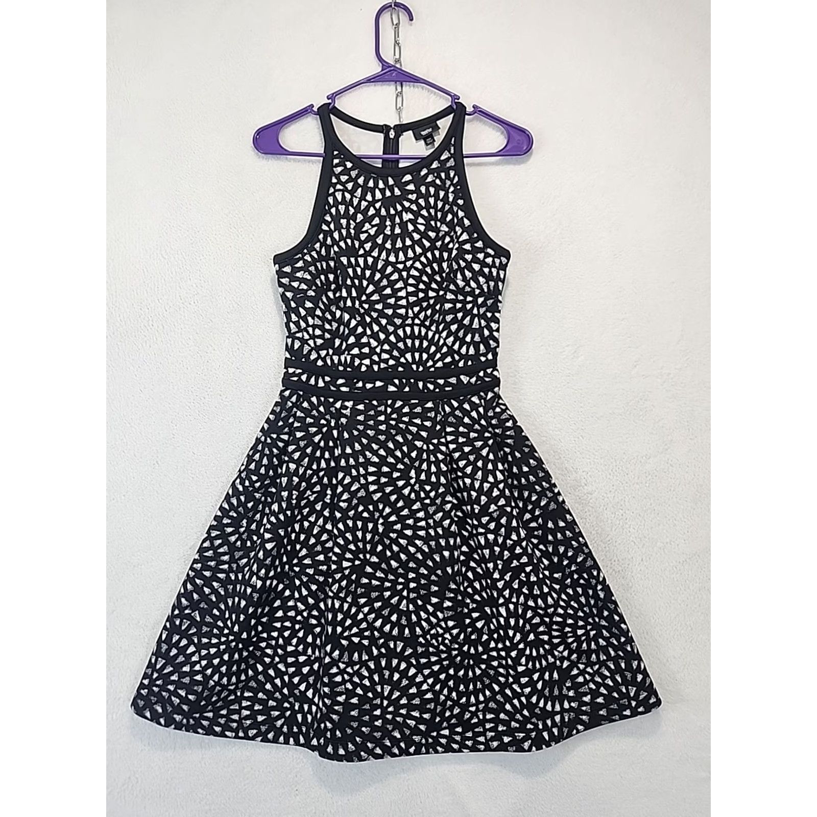 Mossimo Mossimo Geometric Print A-line Mini Dress Black White Women's XS Sleeveless Round Neck Zip Glitter Lined Casual Office Party/Cocktail Vintage No Size XS / US 0-2 / IT 36-38 - 3 Thumbnail