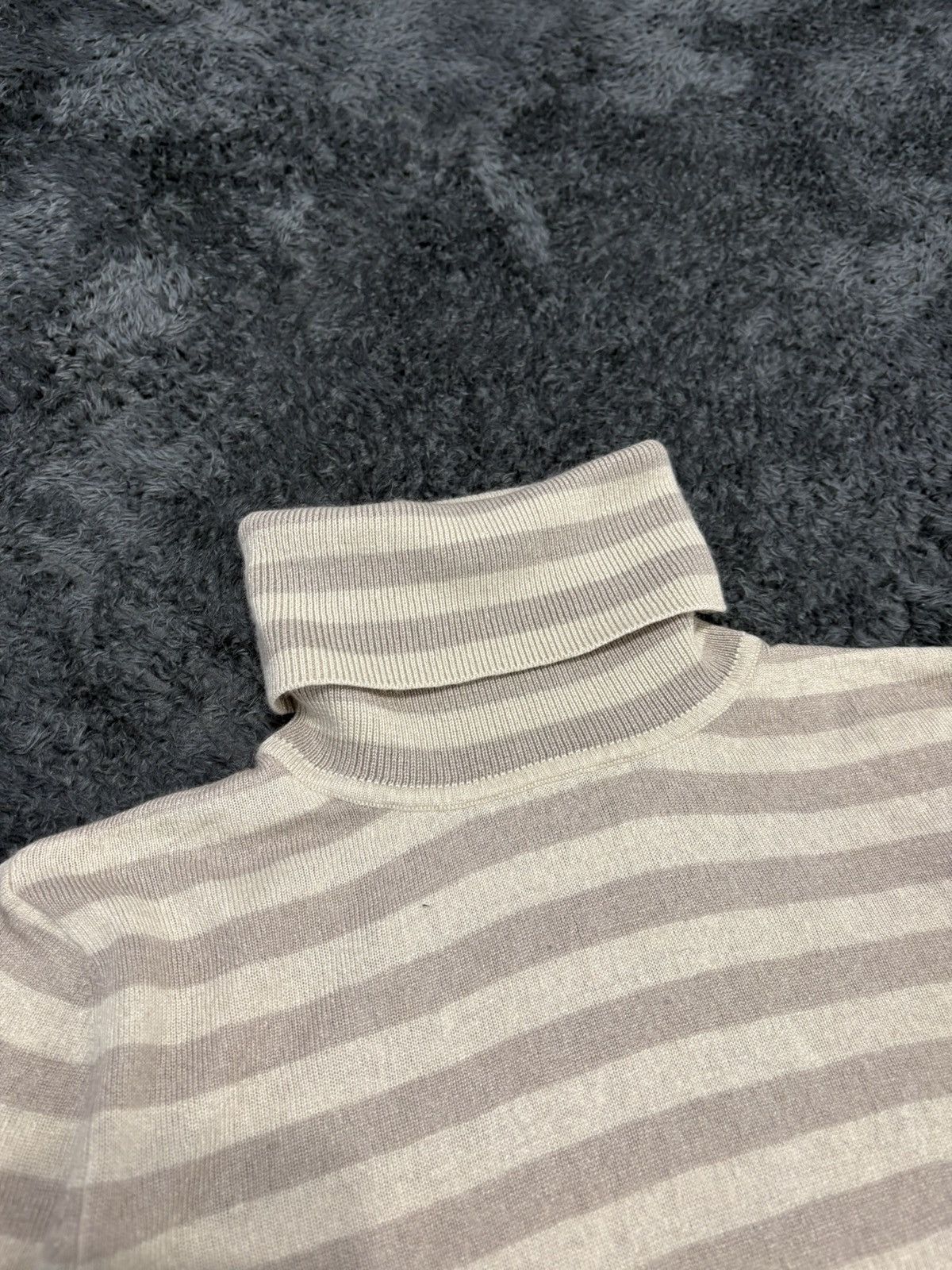 Burberry Burberry Vintage Cute Striped High Neck Sweater Size S / US 4 / IT 40 - 4 Thumbnail
