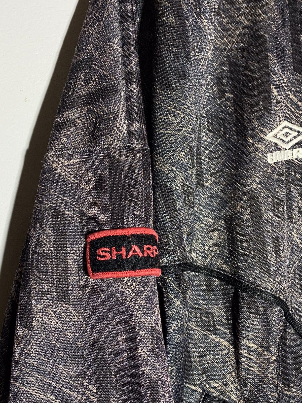 Umbro × Vintage Vintage 1992/93 Manchester United Umbro Sharp Rare track top Size US L / EU 52-54 / 3 - 3 Thumbnail