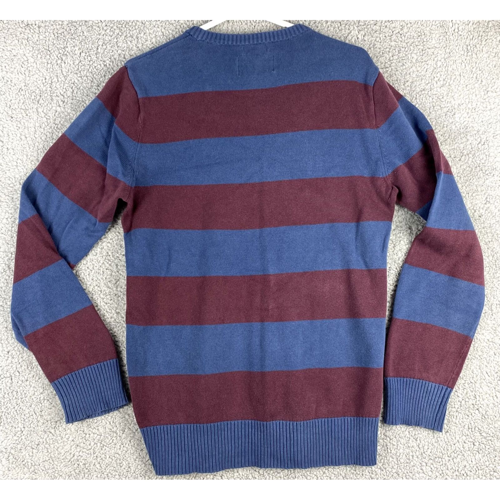 Vintage American Rag Sweater Crewneck Pullover Men M Red Blue Striped Graphic Print Camouflage Theme Casual Seasonal Fall Winter Spring Vintage? No Size US M / EU 48-50 / 2 - 7 Thumbnail