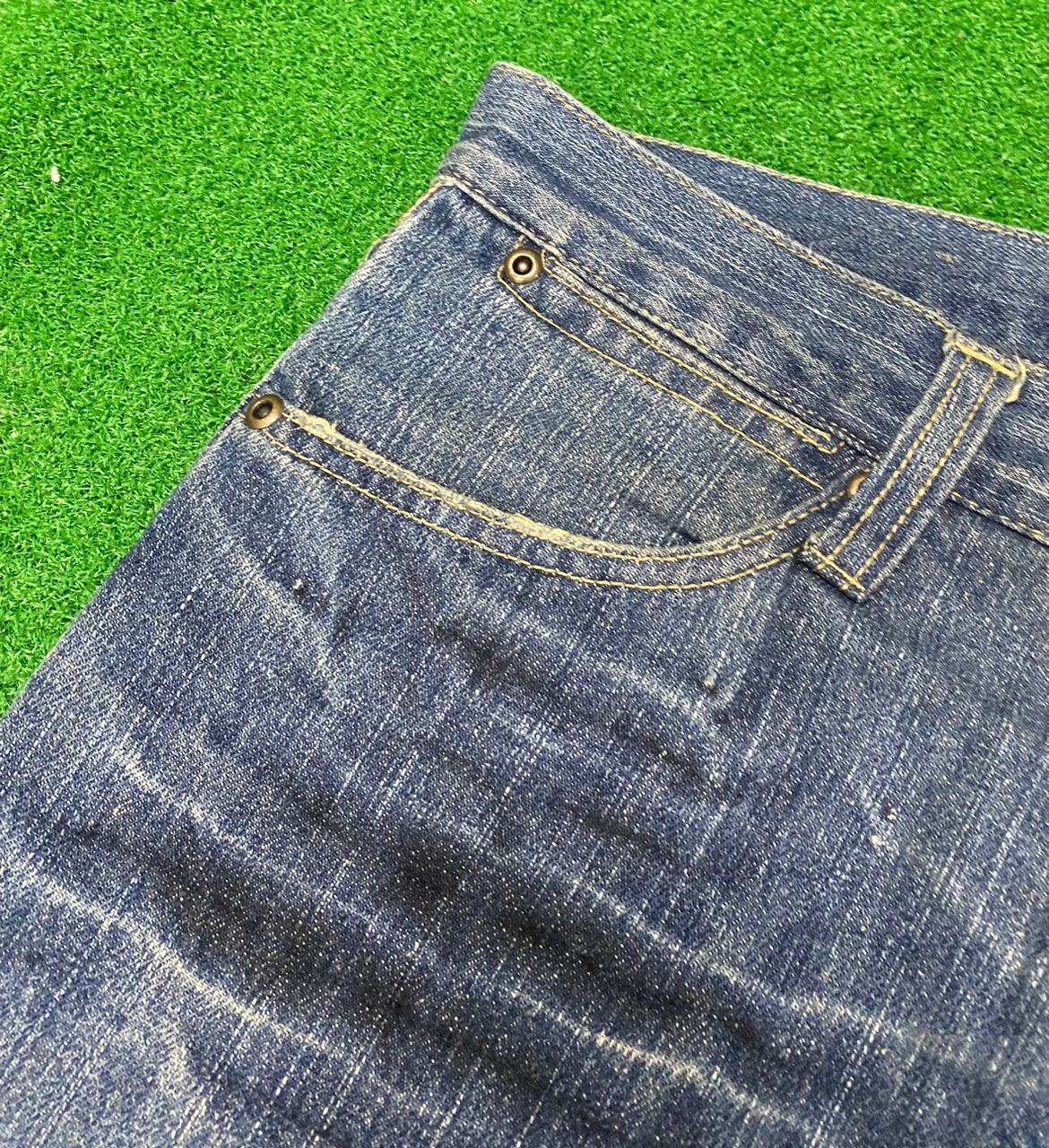 If Six Was Nine WORLD JEANS INTERNATIONAL SUKARJAN FISH KOI DESIGN DENIM Size US 30 / EU 46 - 8 Thumbnail