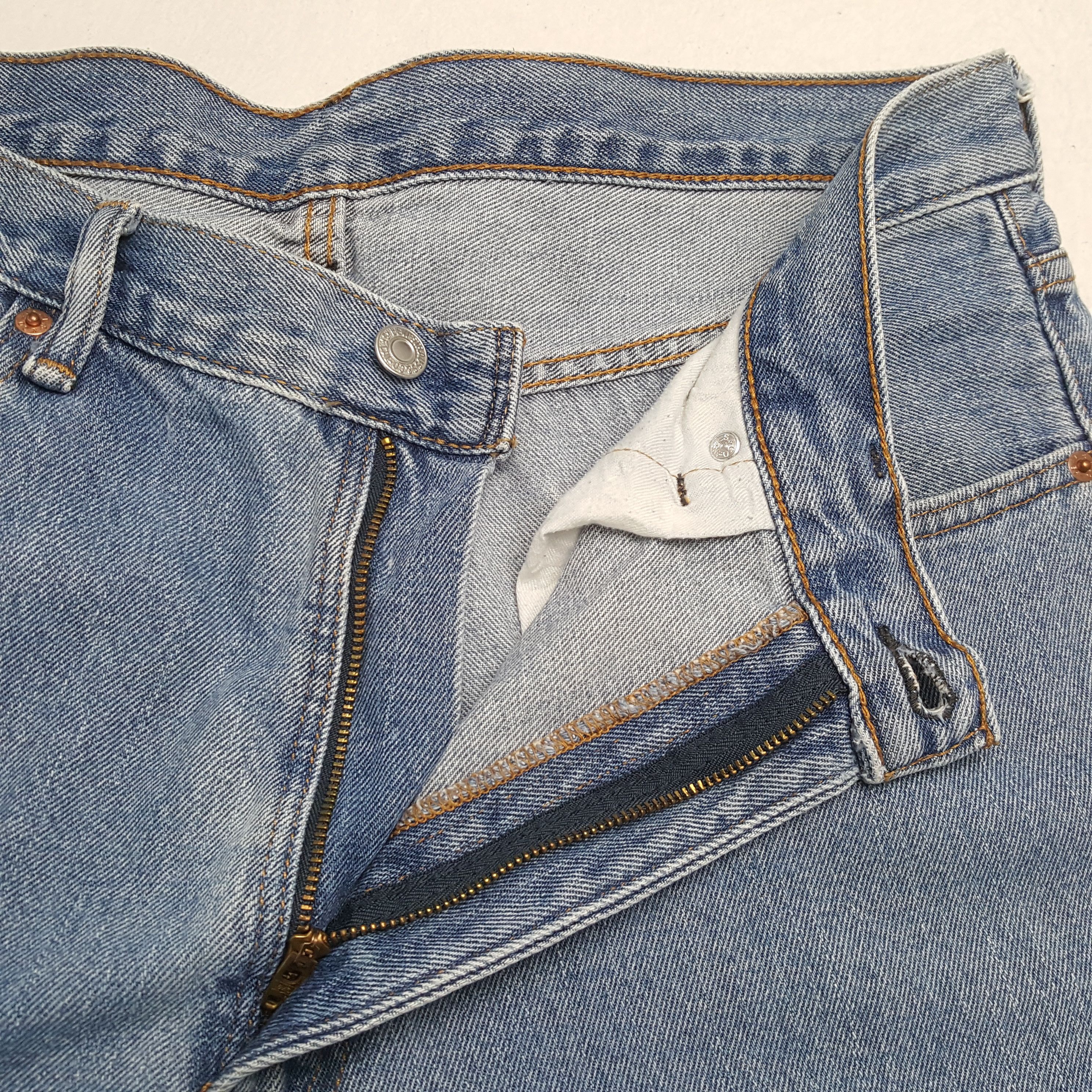 Levi's × Levi's Vintage Clothing Vintage LEVI'S American Kurt Cobain Distressed Style Jean Size US 35 - 12 Thumbnail