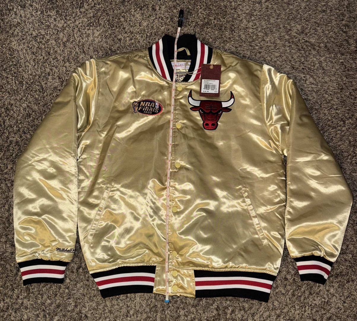 Mitchell & Ness Mitchell & Ness 1998 NBA Championship Satin Jacket Size US XL / EU 56 / 4 - 1 Thumbnail