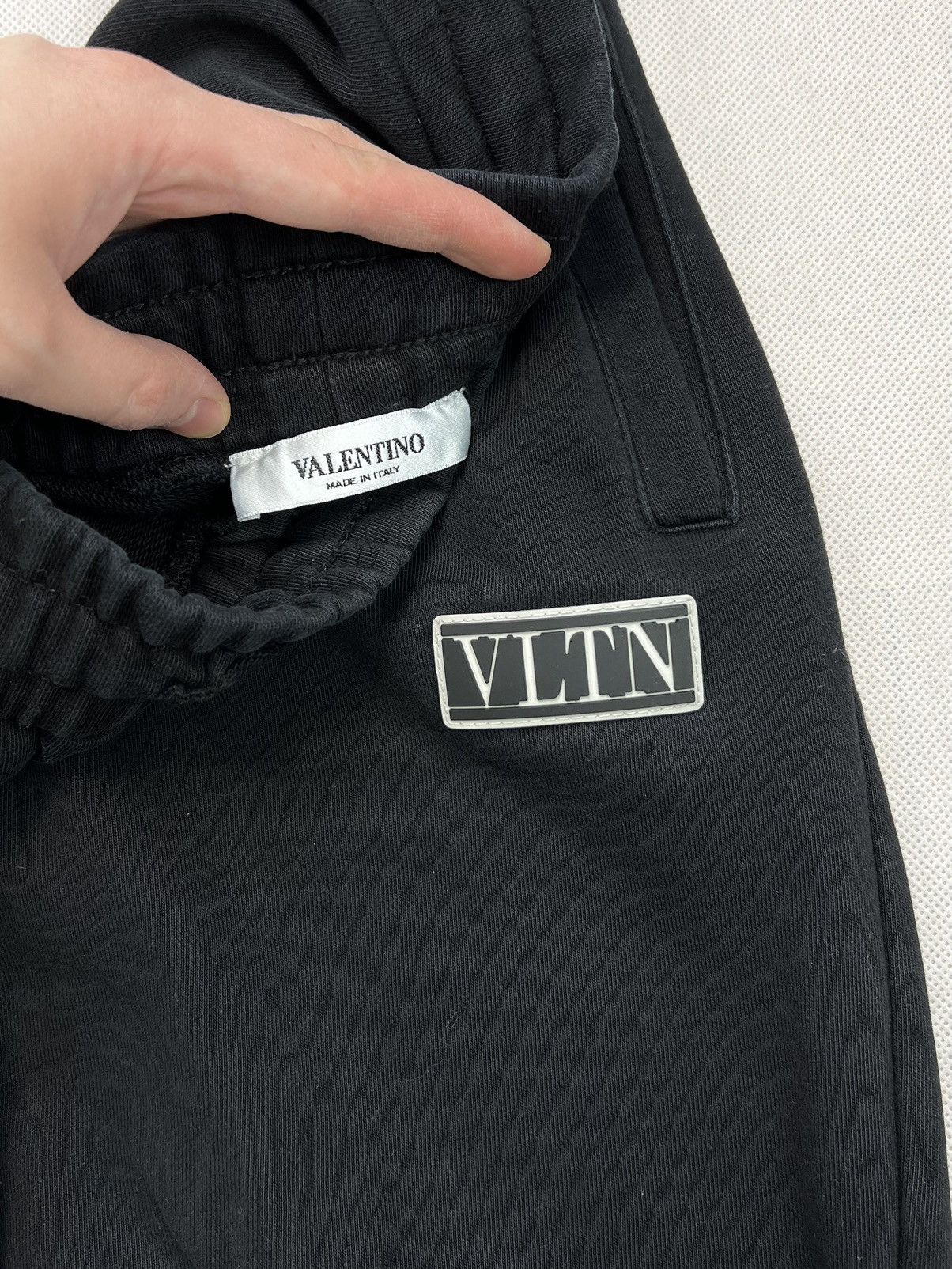 Valentino Pants Valentino Made In Italy Black Size US 36 / EU 52 - 3 Thumbnail