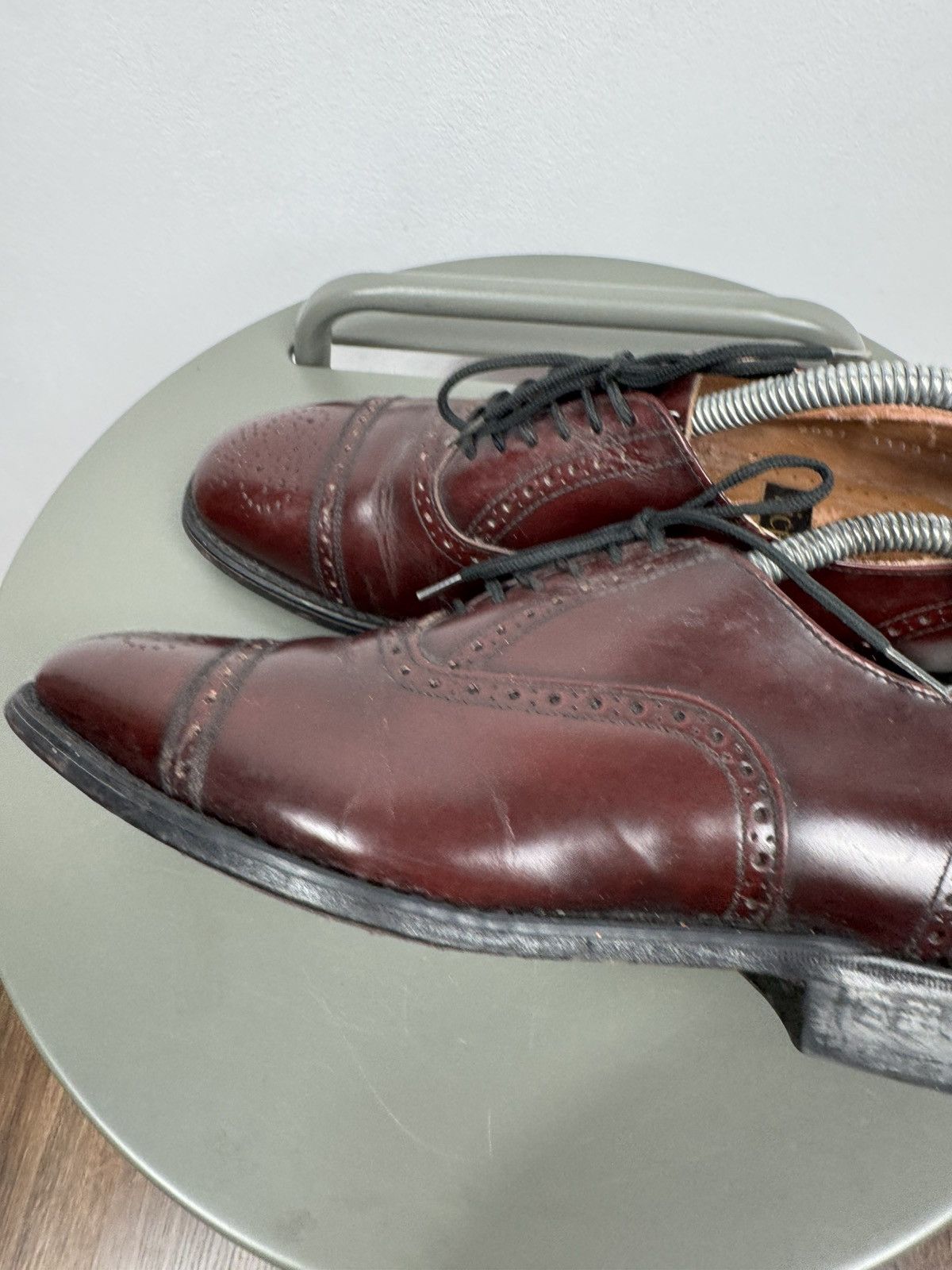 Other Vintage Burgundy Leather Brogue Oxford Shoes US 7.5 EU 40.5 Size US 7.5 / EU 40-41 - 5 Thumbnail