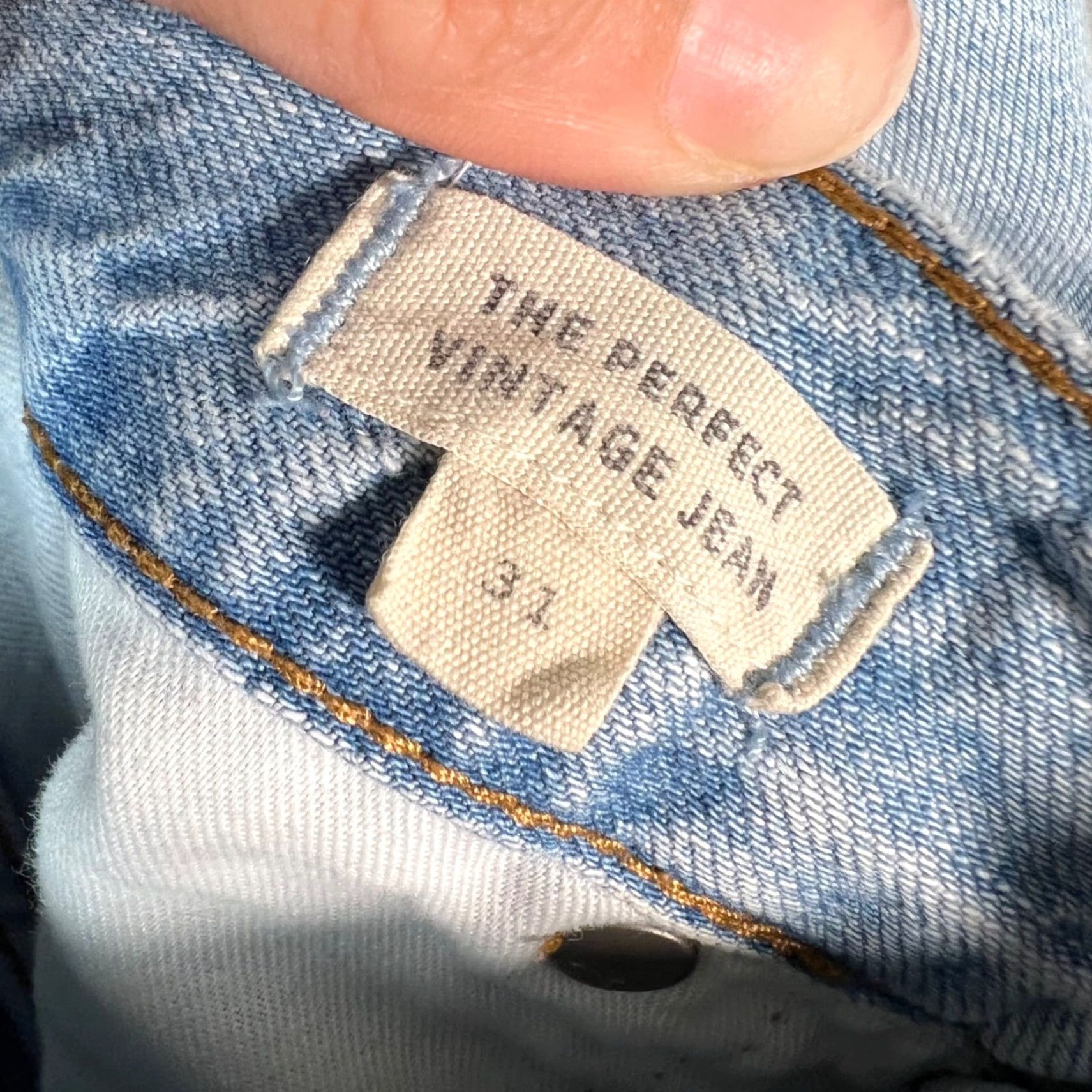 Madewell Madewell Jeans Womens Size 31 Light Wash High-Waisted The Perfect Vintage Blue 5-Pocket Denim Buttons Zip Rise High Straight Jeans Womens Mens Girls Size 24" / US 00 / IT 34 - 4 Thumbnail