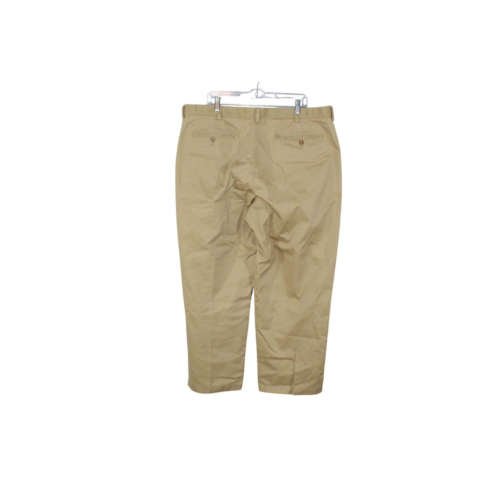 L.L. Bean LL Bean Men Wrinkle Free Chinos Hidden Comfort Khaki Dress Size US 42 / EU 58 - 2 Thumbnail