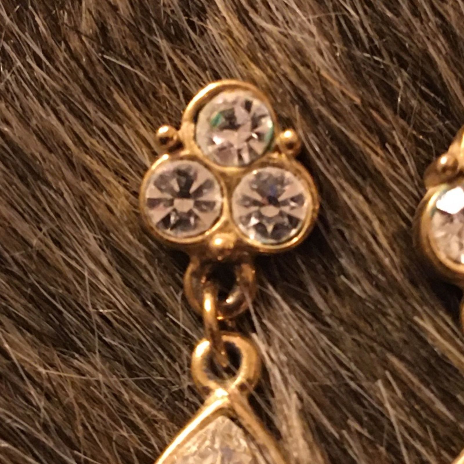 Vintage Vintage faceted clear stone dangle pierced earring Size ONE SIZE - 2 Thumbnail
