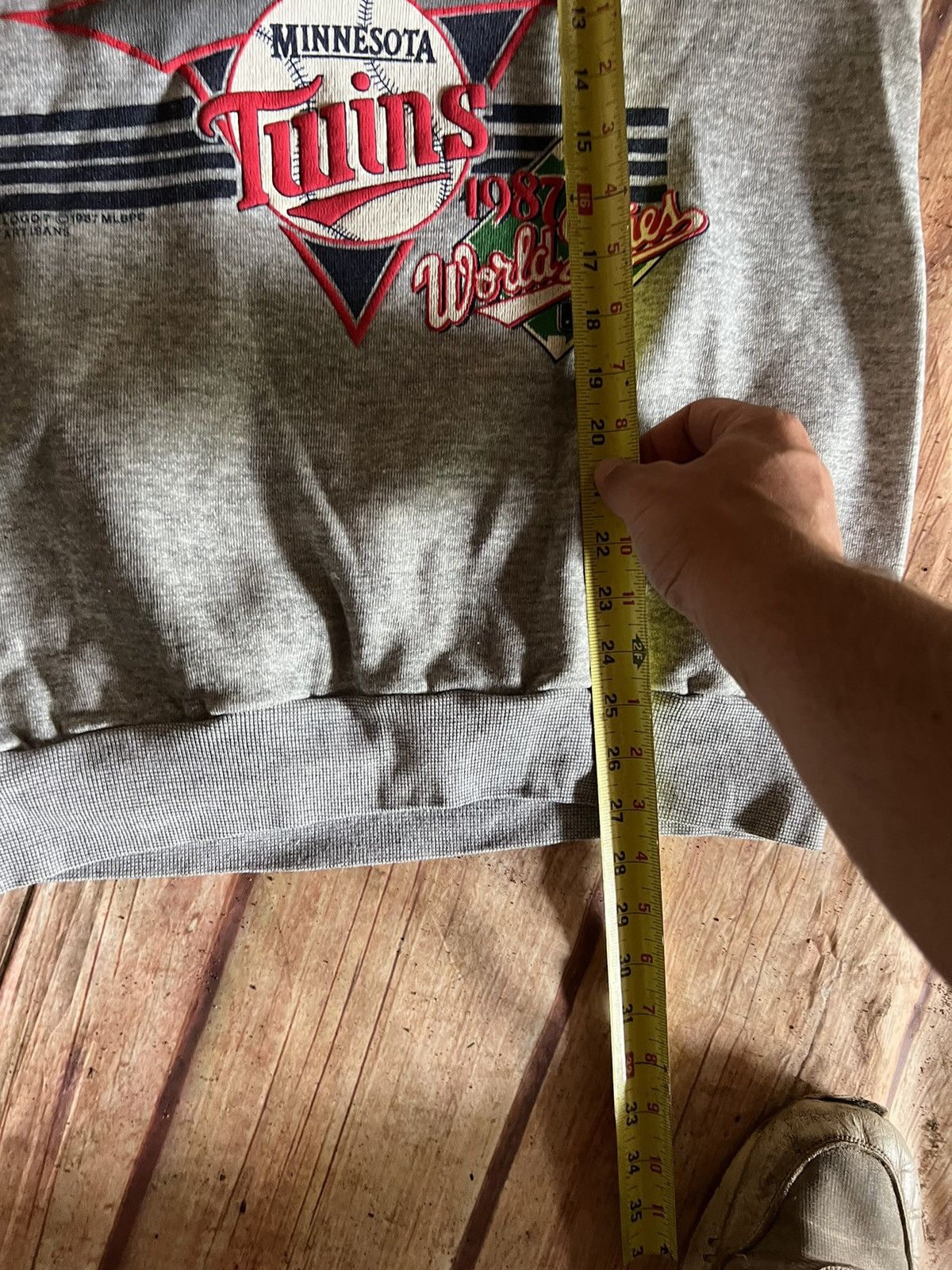 Vintage Vintage 1987 Minnesota Twins World Series Sweatshirt Size US L / EU 52-54 / 3 - 5 Thumbnail