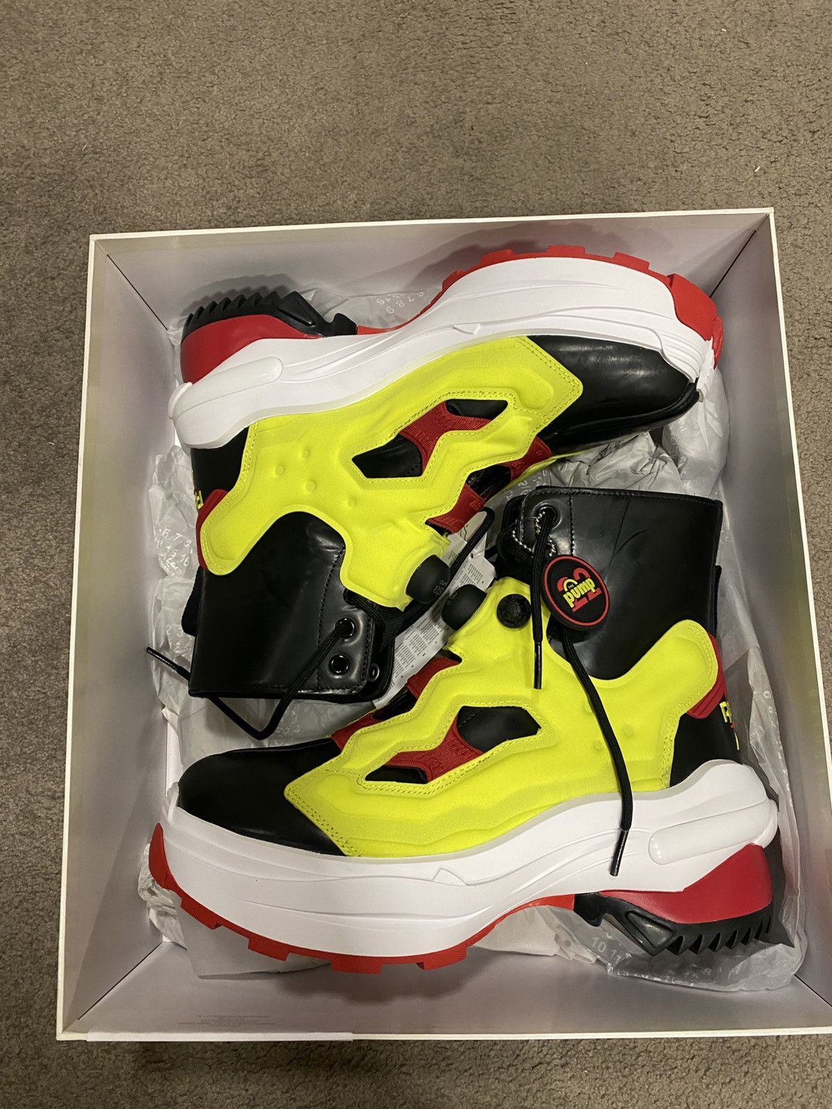 Maison Margiela × Reebok Maison Margiela x Reebok Tabi New With Box Sneakers Size US 9 / EU 42 - 10 Thumbnail