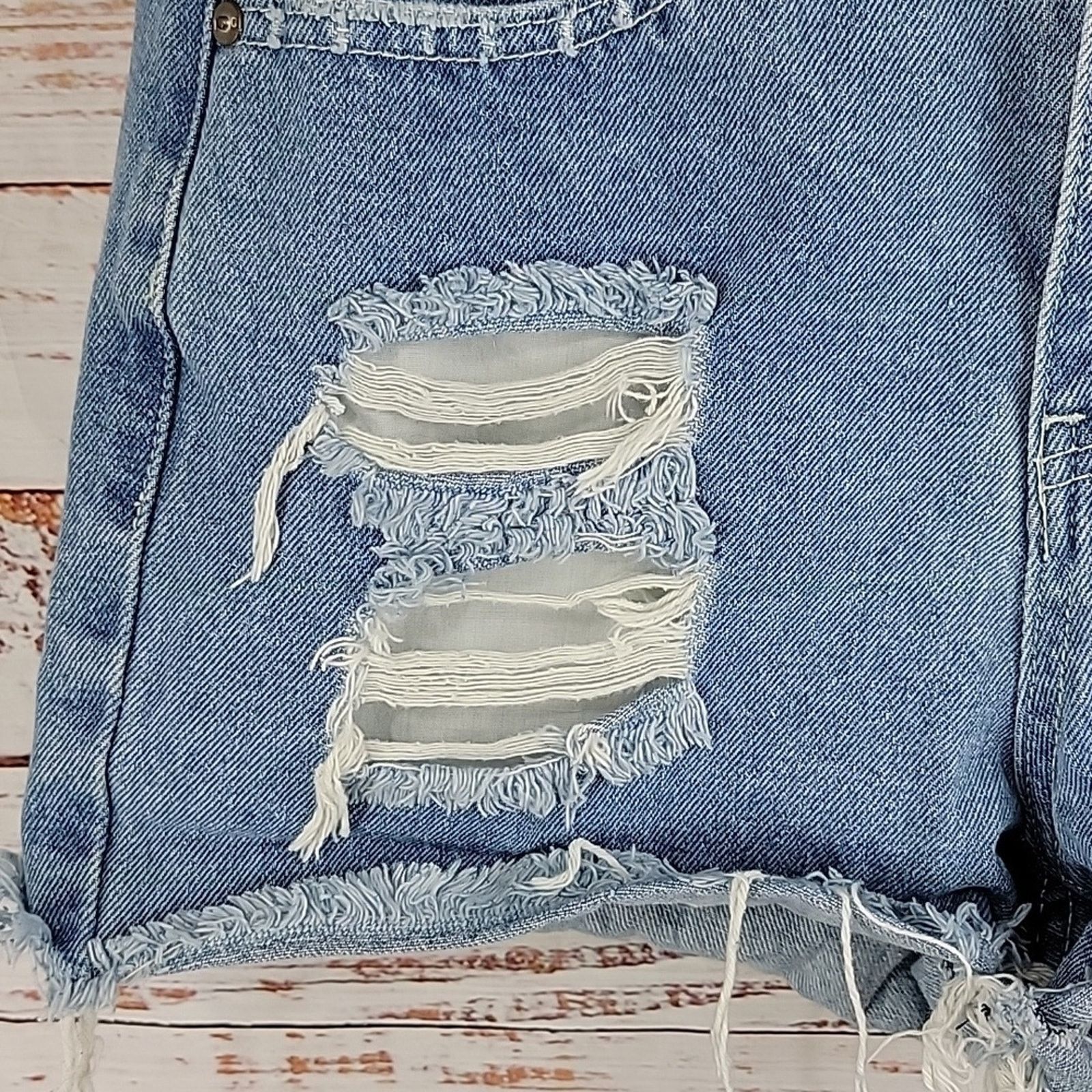 Other Light Wash Distressed Denim Cut Off Shorts Size 25 Size 25" / US 0 / IT 36 - 7 Thumbnail