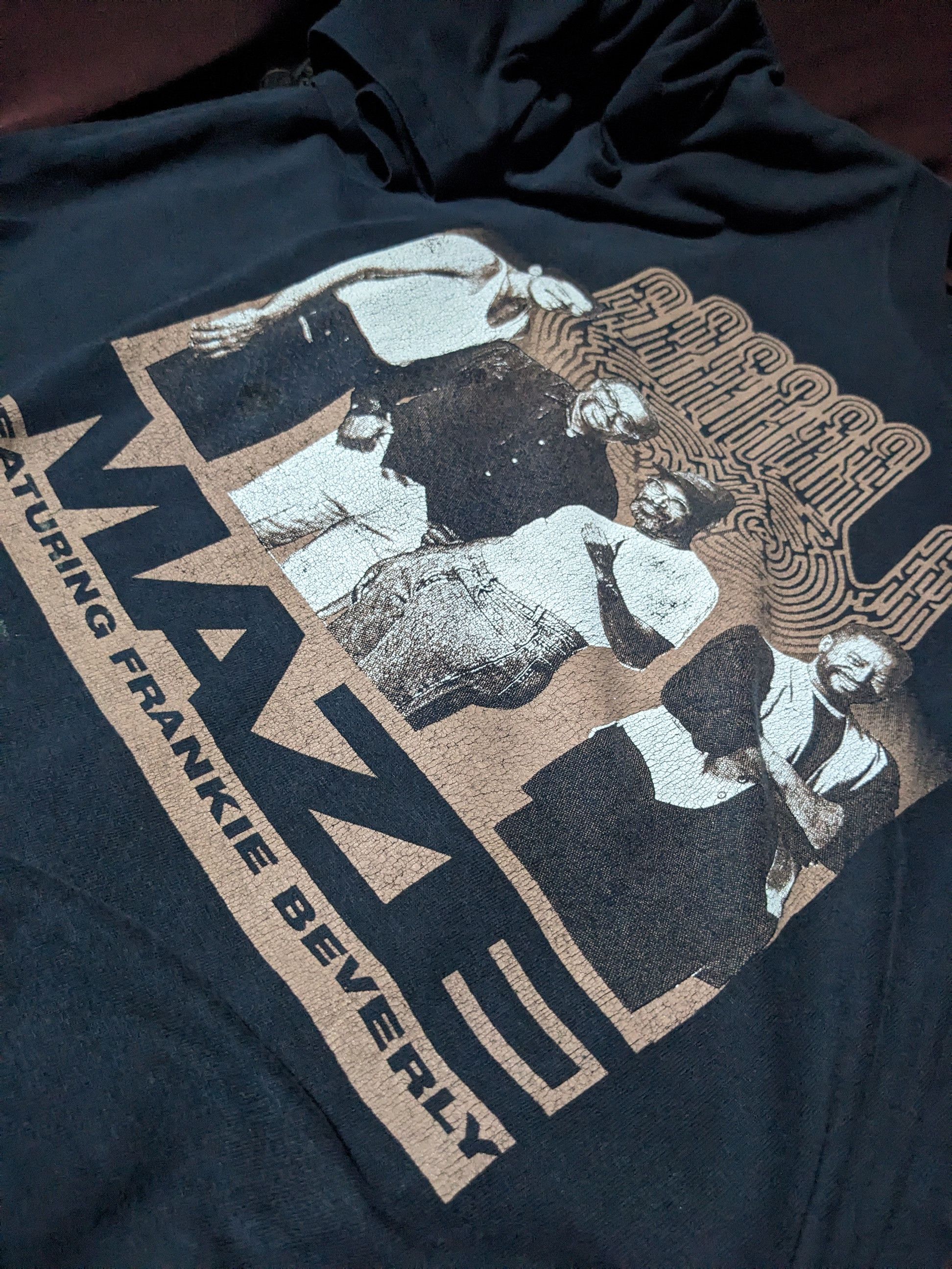 Maze feat Frankie Beverly Vintage Y2K t shirt