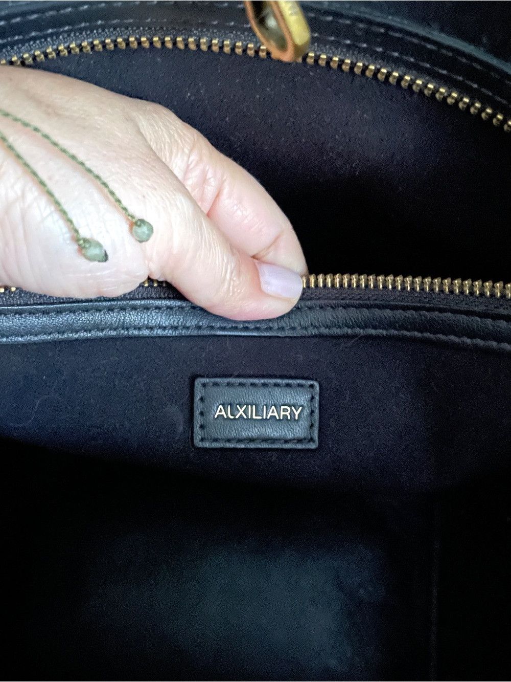 Aritzia Aritzia Auxiliary Black Leather Work Tote Bag Size ONE SIZE - 5 Thumbnail