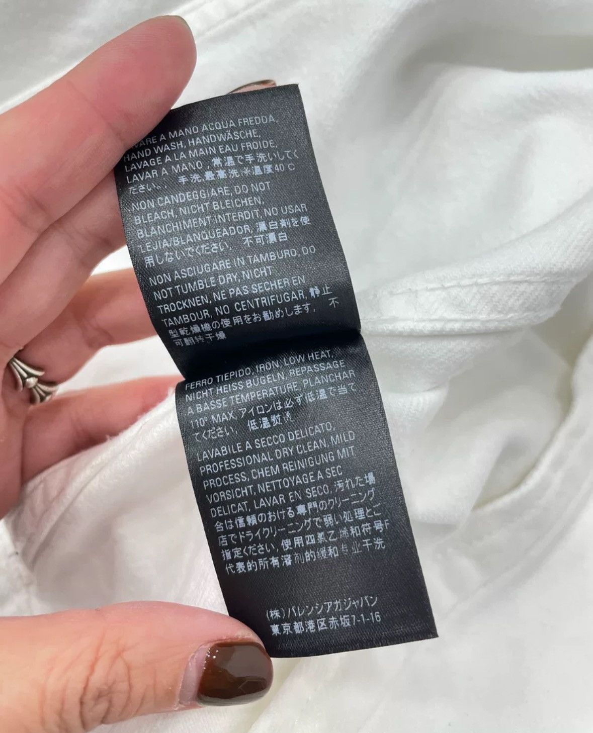 Balenciaga Balenciaga Embroidered Collar Logo White Denim Jacket Size US S / EU 44-46 / 1 - 8 Thumbnail