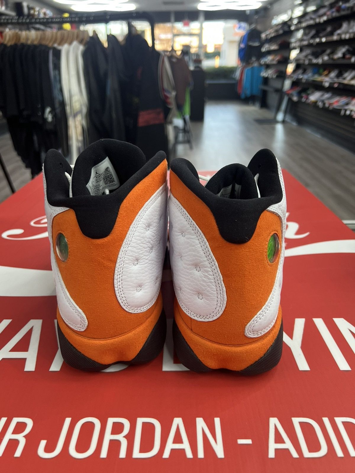Jordan Brand Air Jordan 13 Starfish Size 13 Size US 13 / EU 46 - 5 Thumbnail