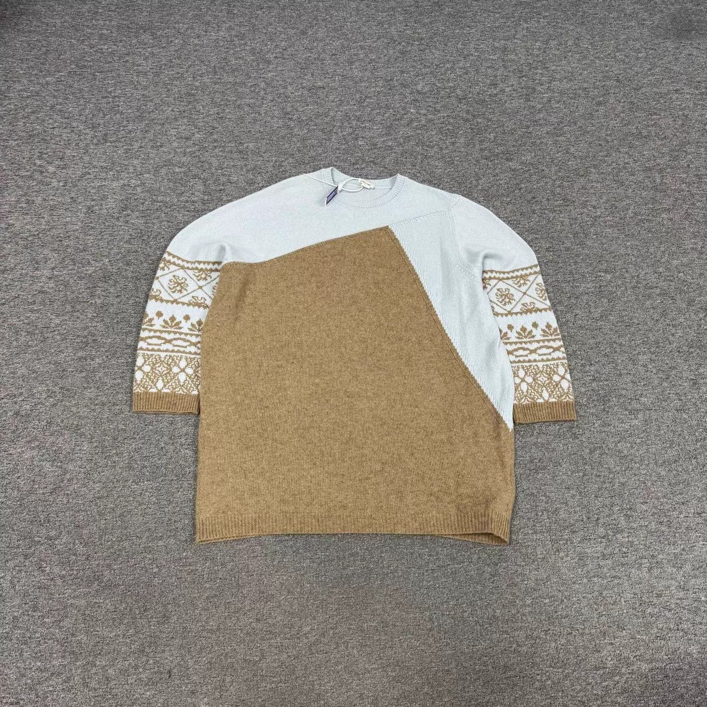 Hermes Hermes Camel L.Blue Colorblocked Cashmere Oversized Knit Size S / US 4 / IT 40 - 1 Thumbnail