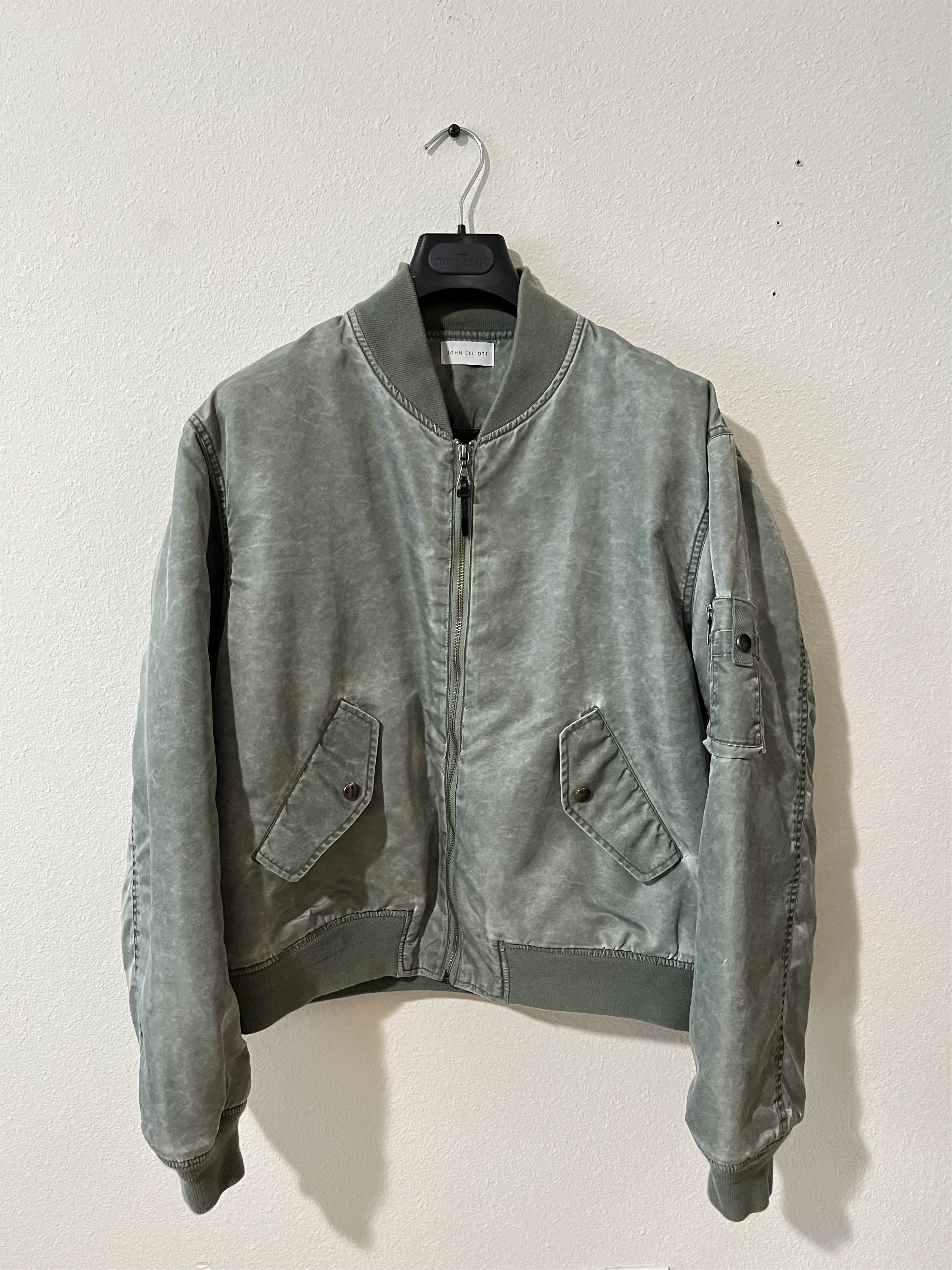 John Elliott John Elliot military boxy bomber jacket Size US M / EU 48-50 / 2 - 1 Thumbnail