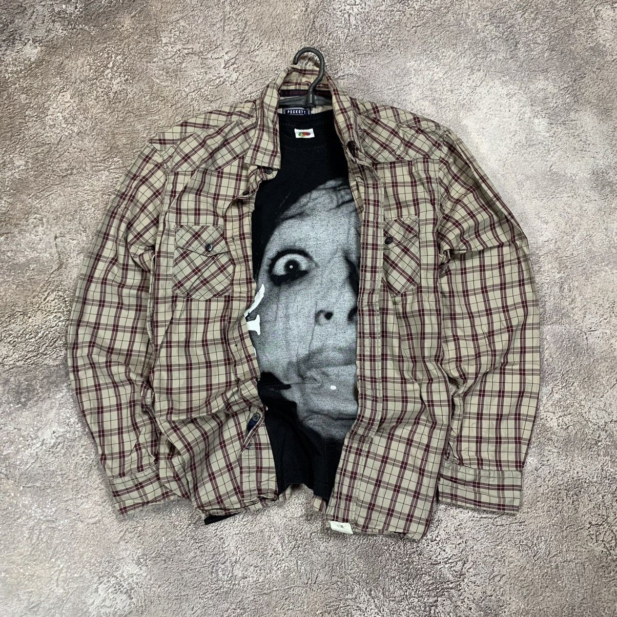 Vintage Vintage 90s Plaid Shirt Graphic Tee Grunge Streetwear Boxy L Size US L / EU 52-54 / 3 - 1 Thumbnail