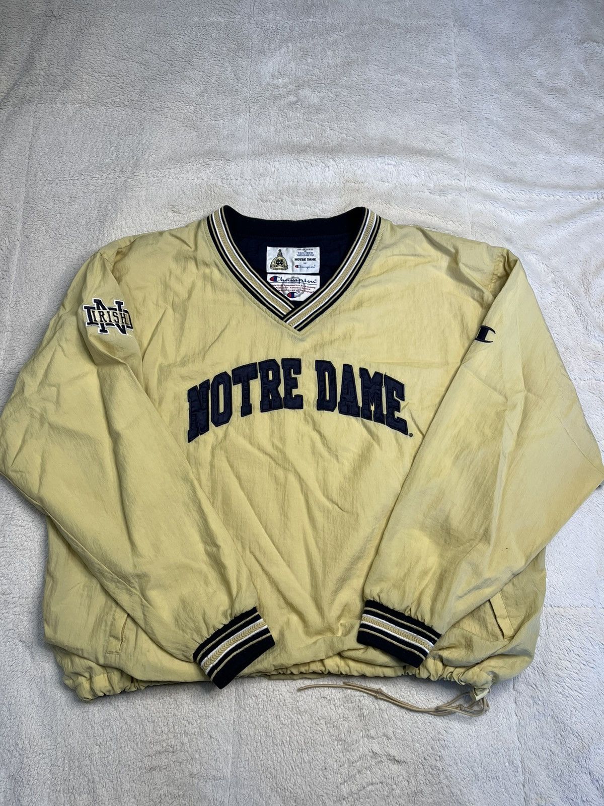 Champion Vintage 90s Champion NCAA Notre Dame Pullover Windbreaker Size US XL / EU 56 / 4 - 1 Thumbnail