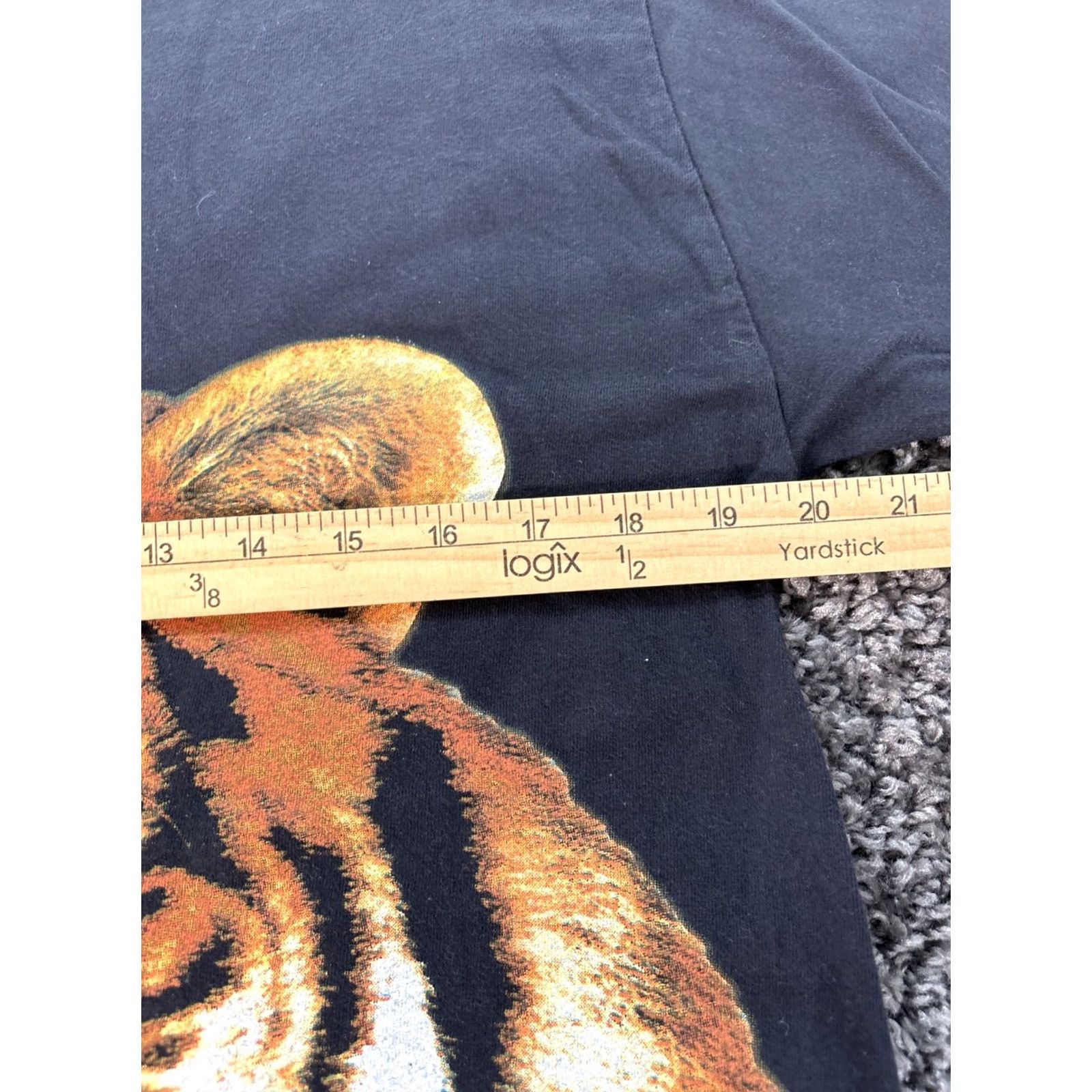 Gloverall VINTAGE Niagara Falls T Shirt Mens S Black 90s Tiger All Over Print Crew Neck Shirt Mens Small 90s Tigers Size US S / EU 44-46 / 1 - 3 Thumbnail