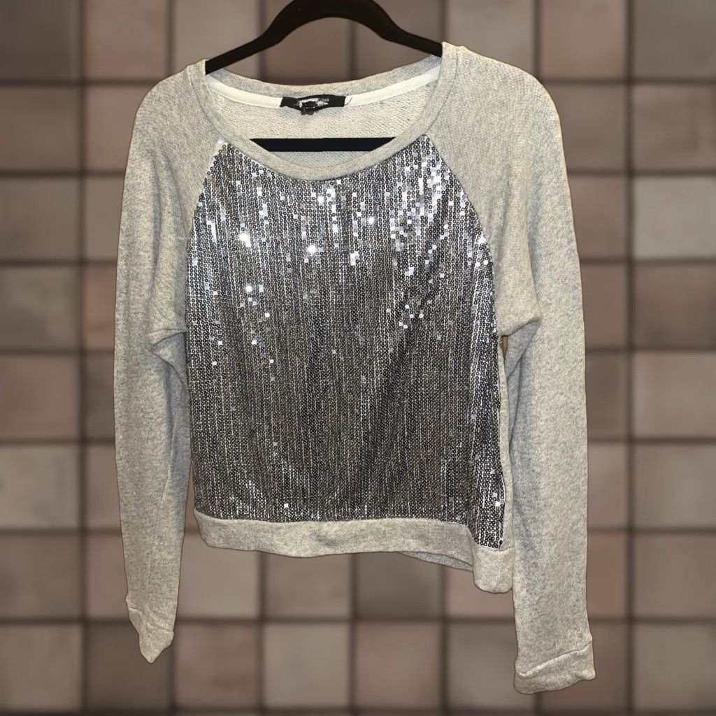 Forever 21 Forever 21 Gray Sequin Covered Front Womens Sweatshirt Size S Size S / US 4 / IT 40 - 1 Thumbnail